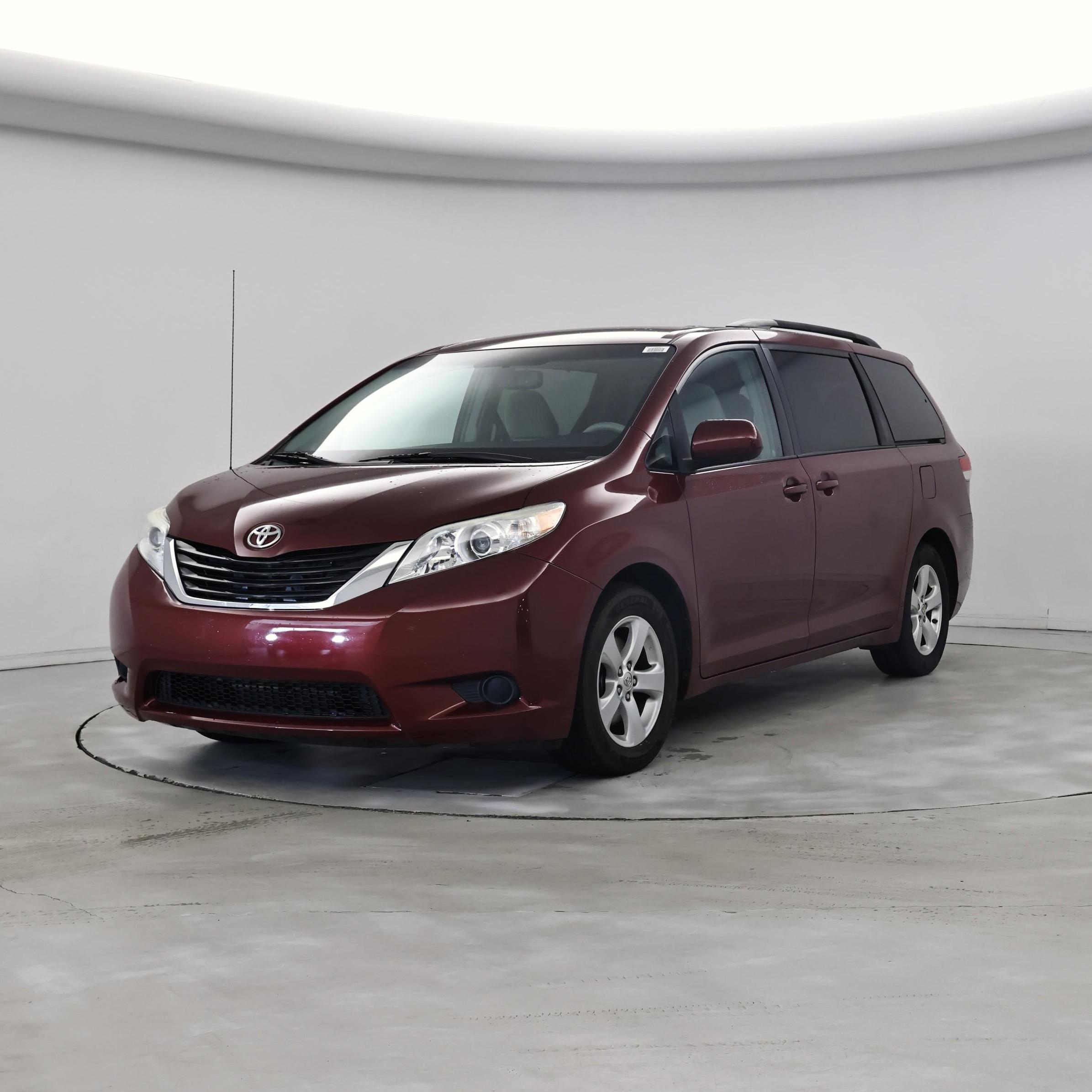 Thumbnail: 2014 Toyota Sienna - 4