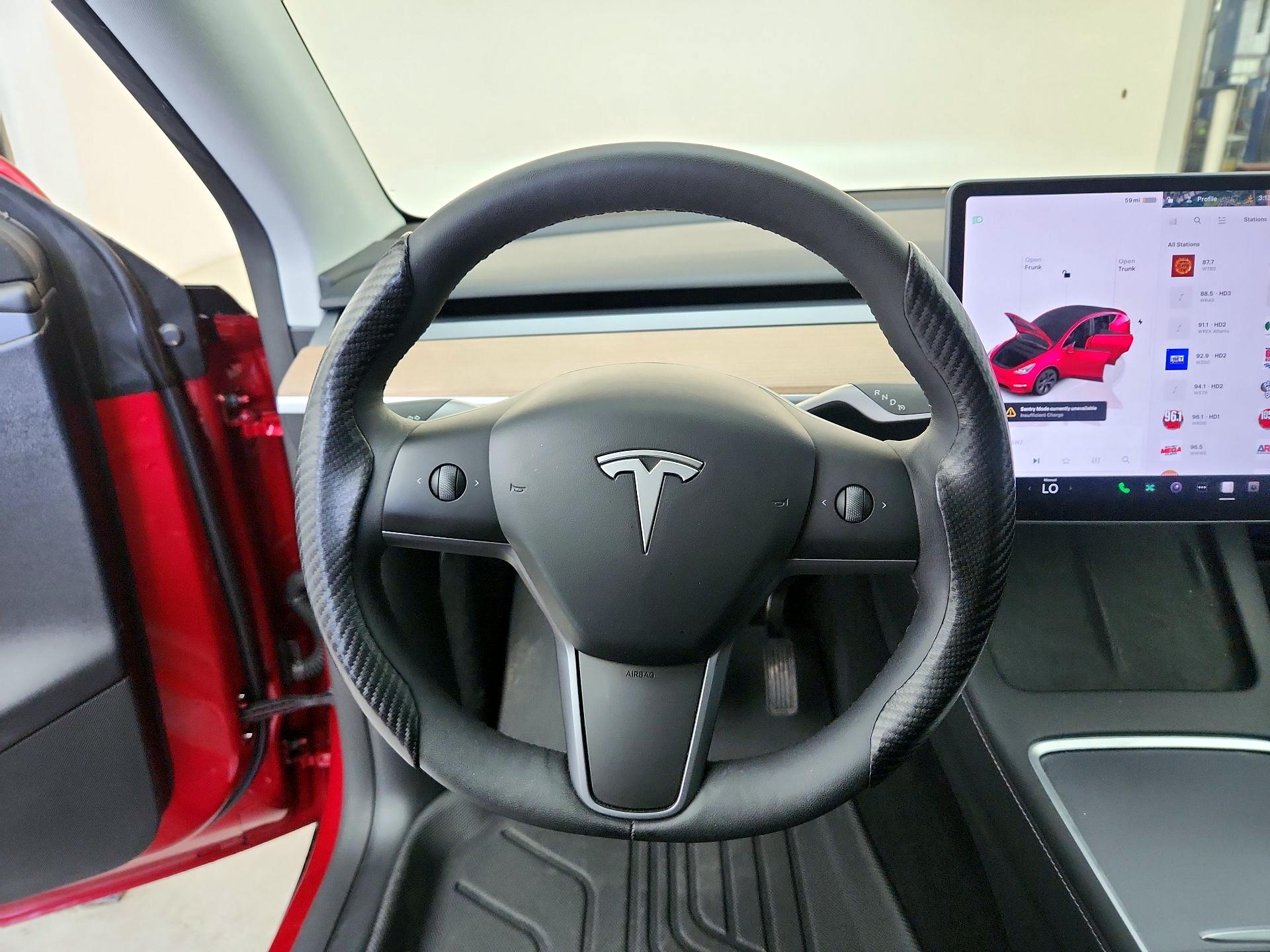 Thumbnail: 2024 Tesla Model Y - 10