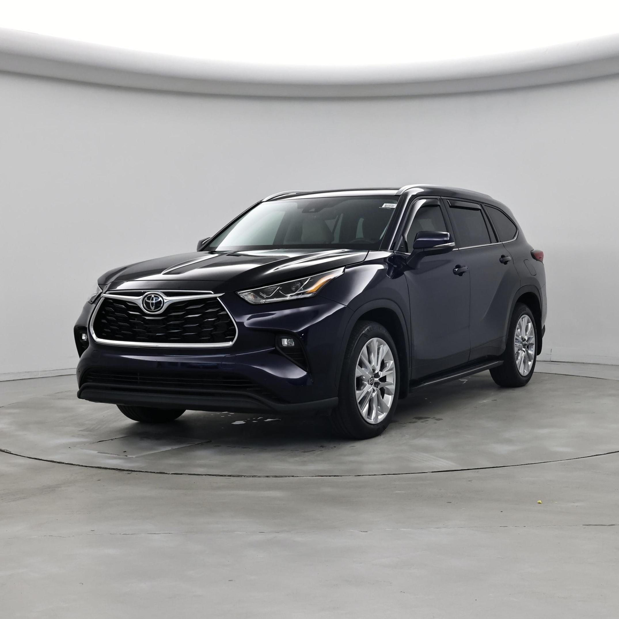 Thumbnail: 2023 Toyota Highlander - 4