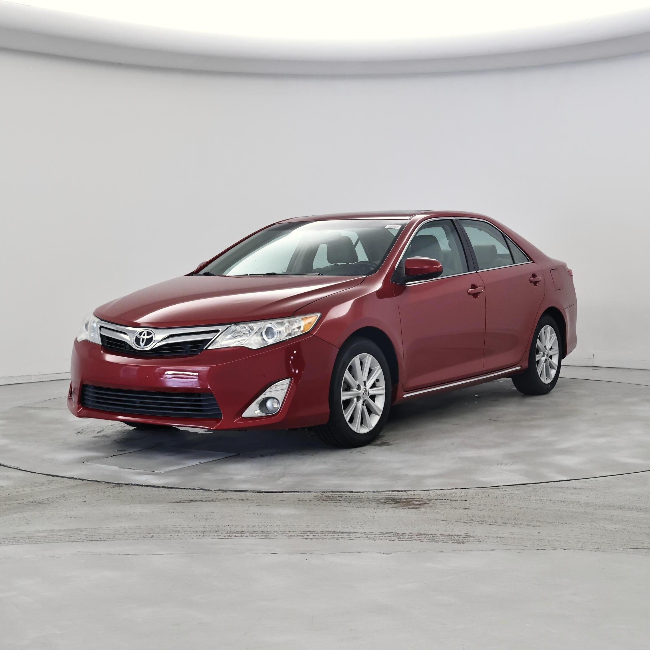 Thumbnail: 2013 Toyota Camry - 4