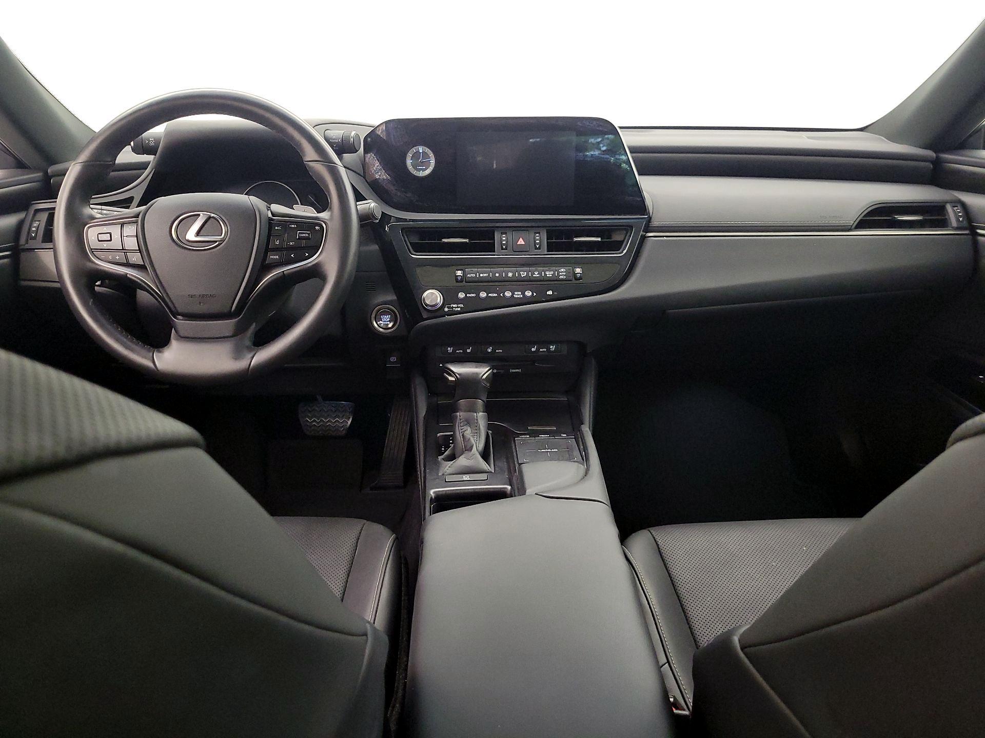Thumbnail: 2022 Lexus ES - 9