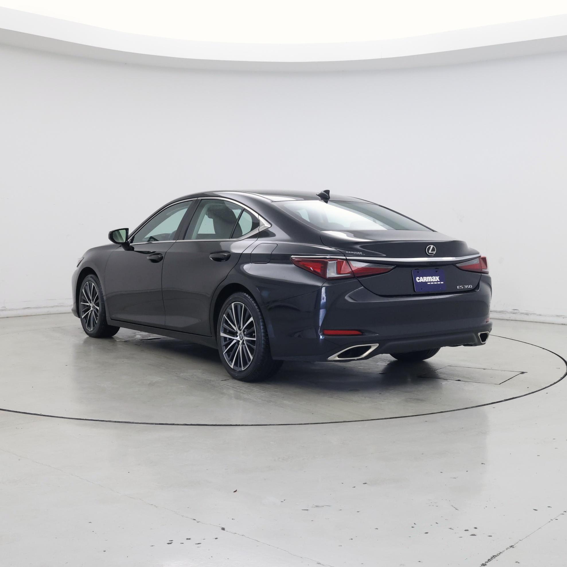 Thumbnail: 2022 Lexus ES - 2