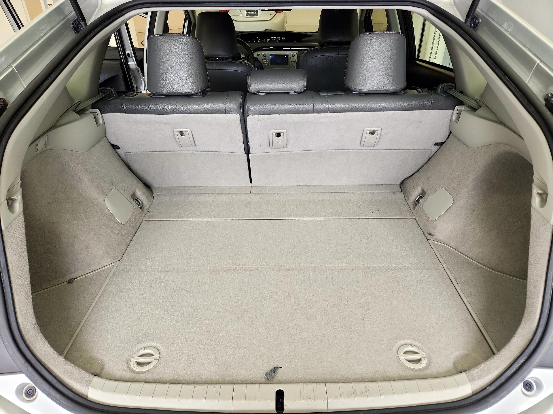 Thumbnail: 2014 Toyota Prius - 19
