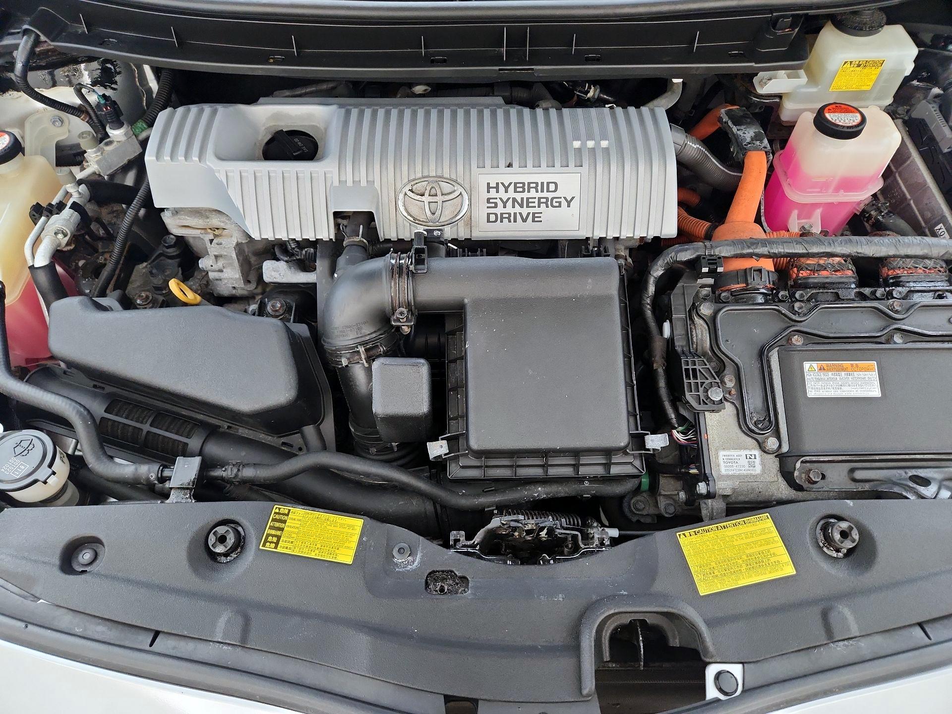 Thumbnail: 2014 Toyota Prius - 20