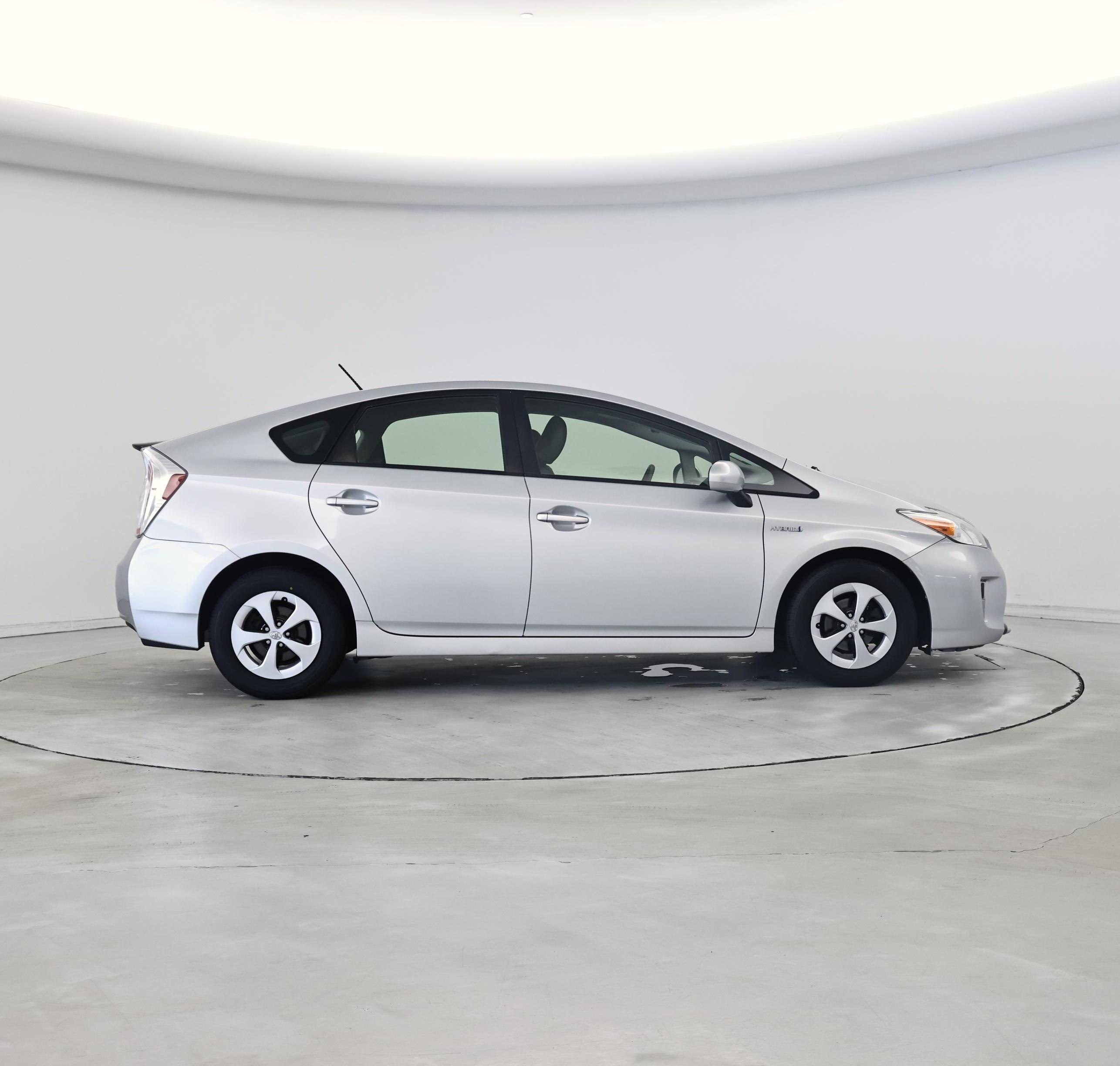Thumbnail: 2014 Toyota Prius - 7