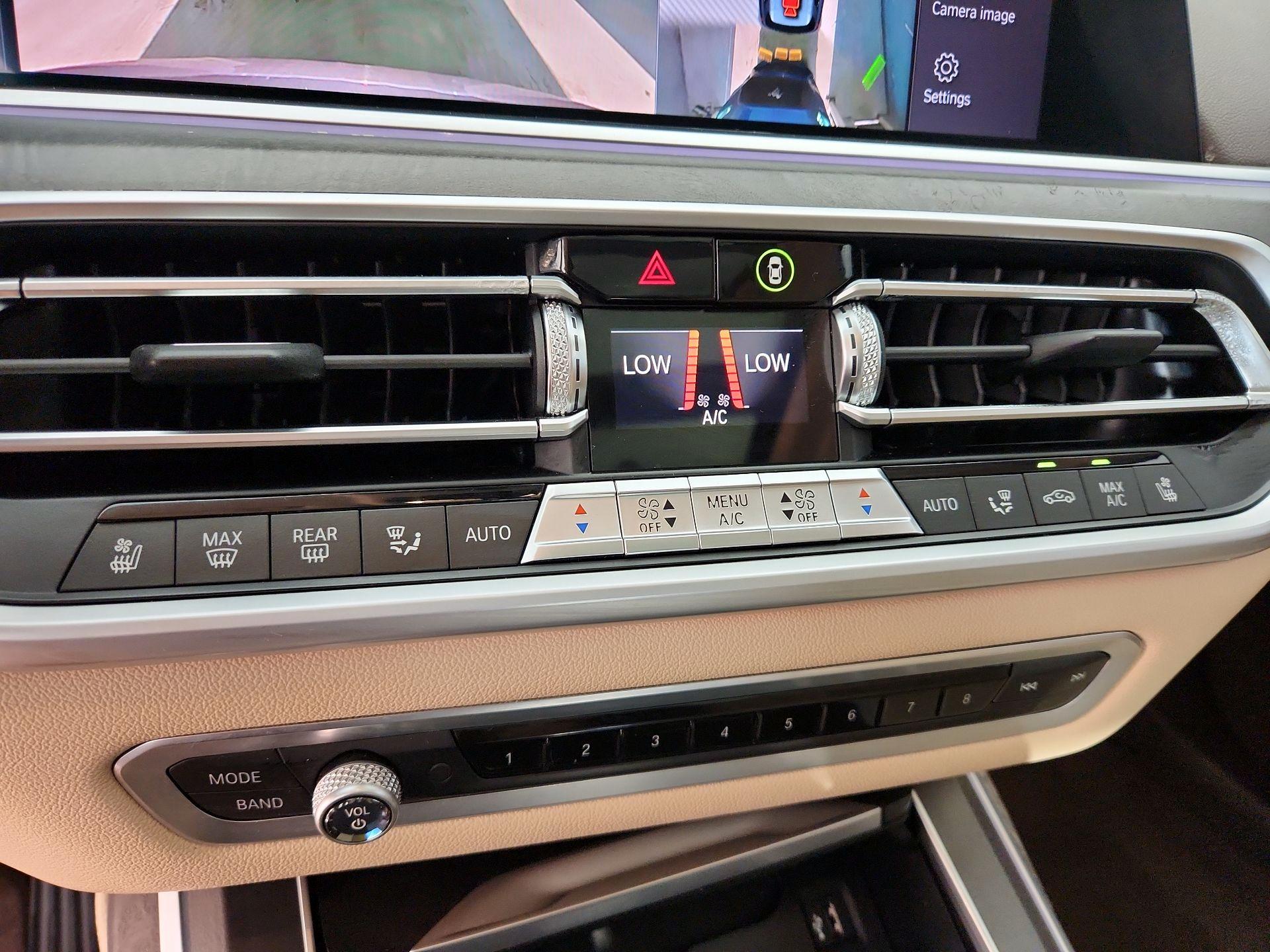 Thumbnail: 2019 BMW X7 - 17