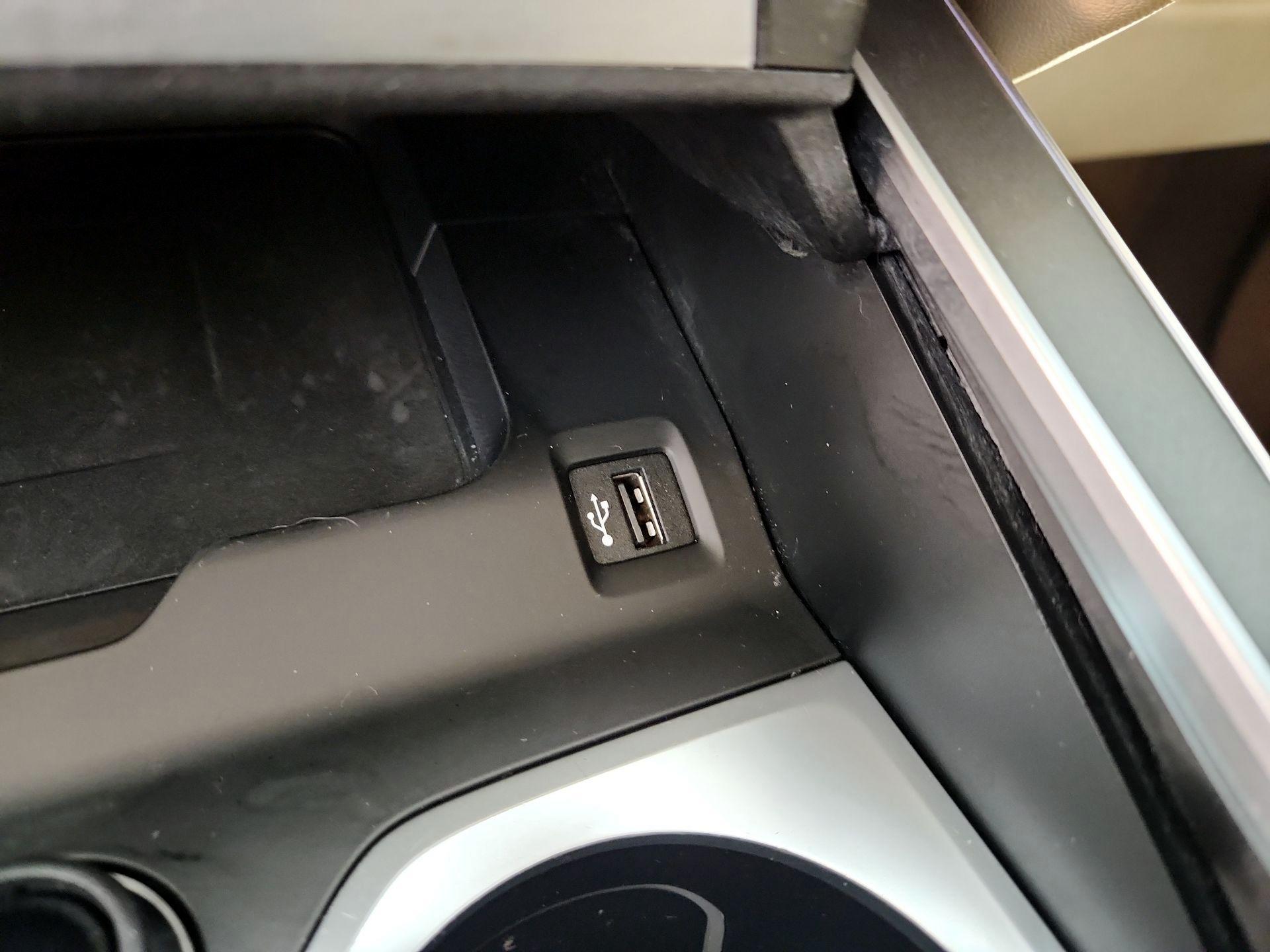 Thumbnail: 2019 BMW X7 - 19