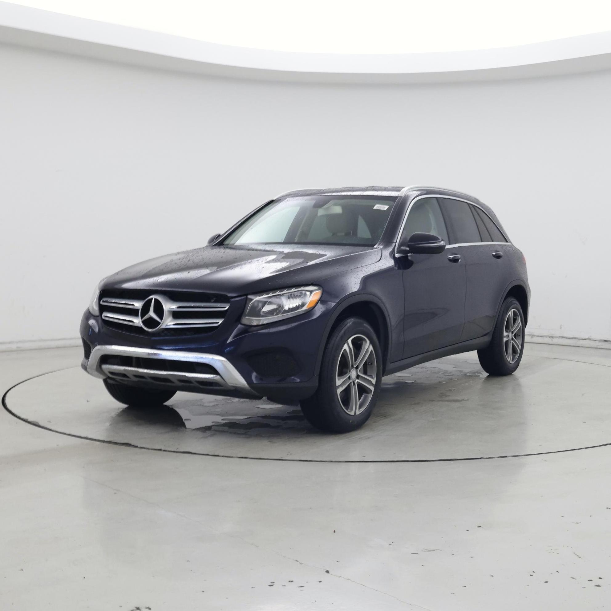 Thumbnail: 2017 Mercedes-Benz GLC - 4