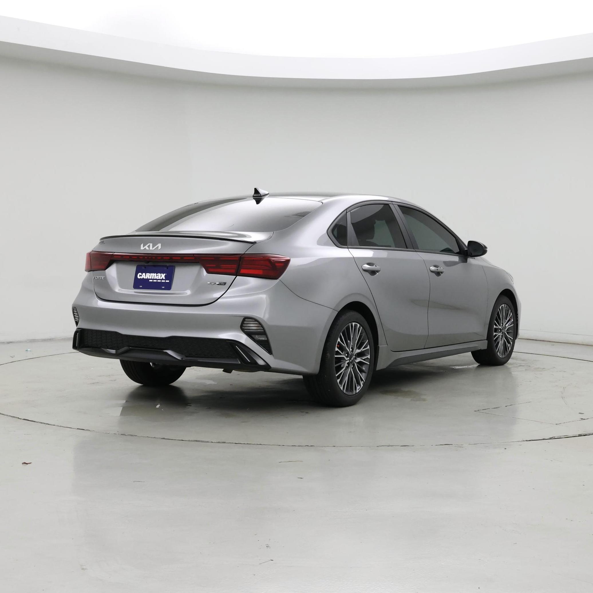Thumbnail: 2024 Kia Forte - 8