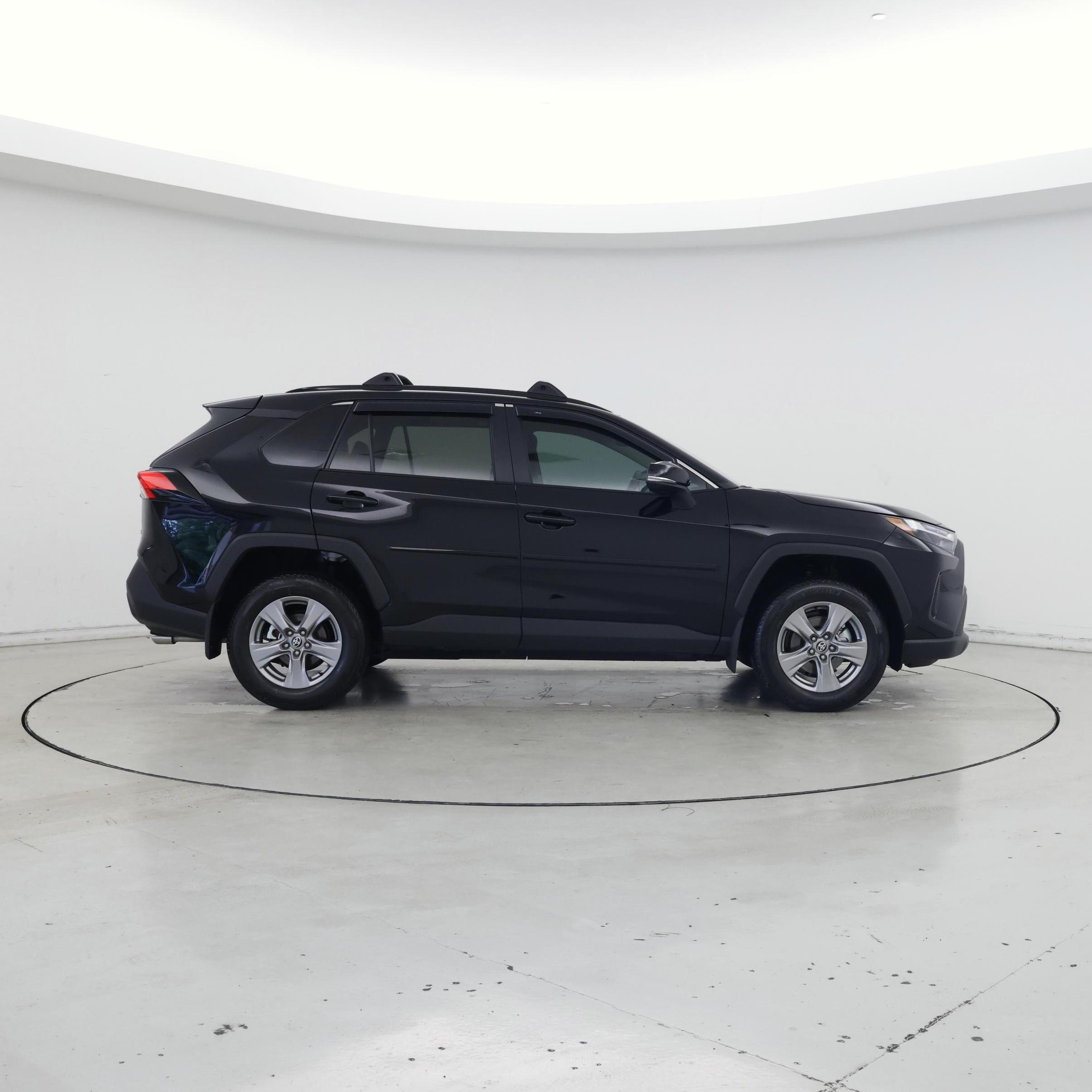 Thumbnail: 2024 Toyota RAV4 - 7