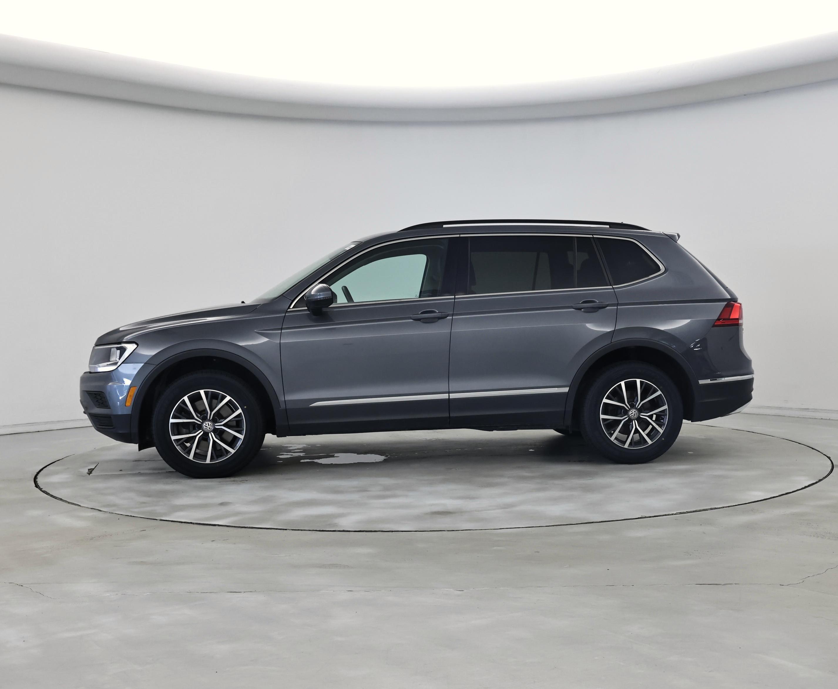 Thumbnail: 2020 Volkswagen Tiguan - 3