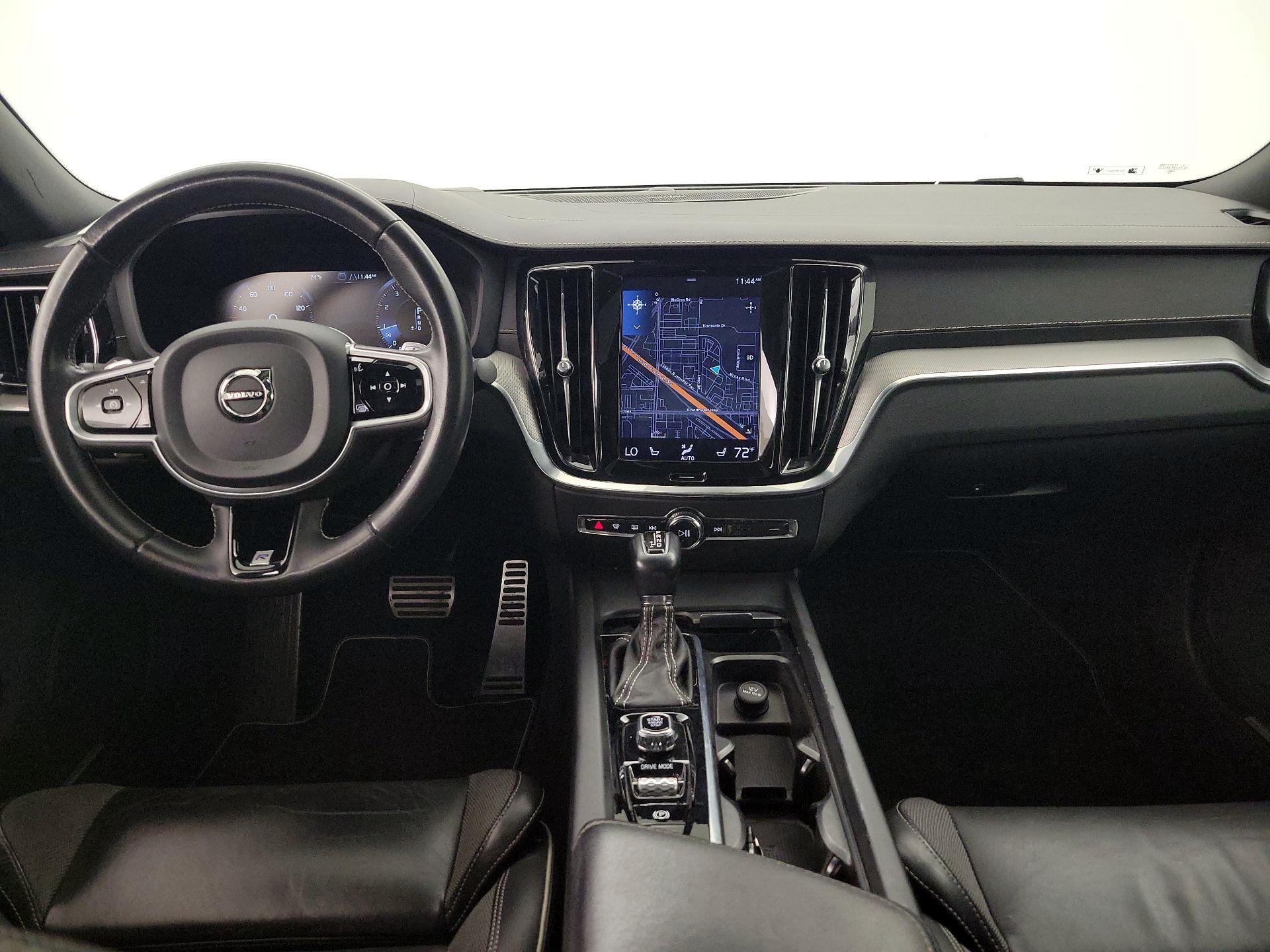 Thumbnail: 2020 Volvo S60 - 9