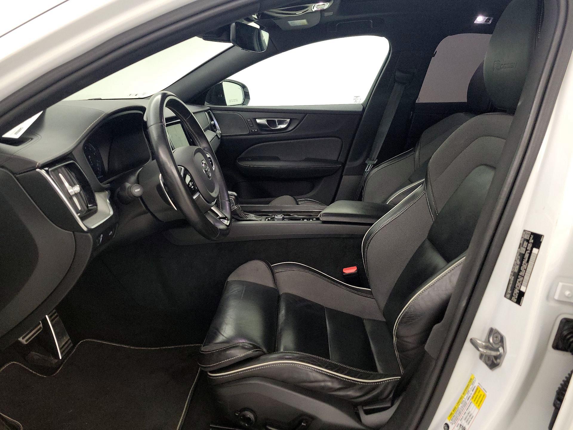 Thumbnail: 2020 Volvo S60 - 11