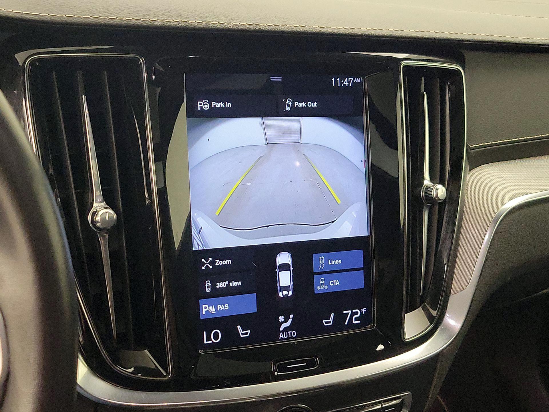 Thumbnail: 2020 Volvo S60 - 15