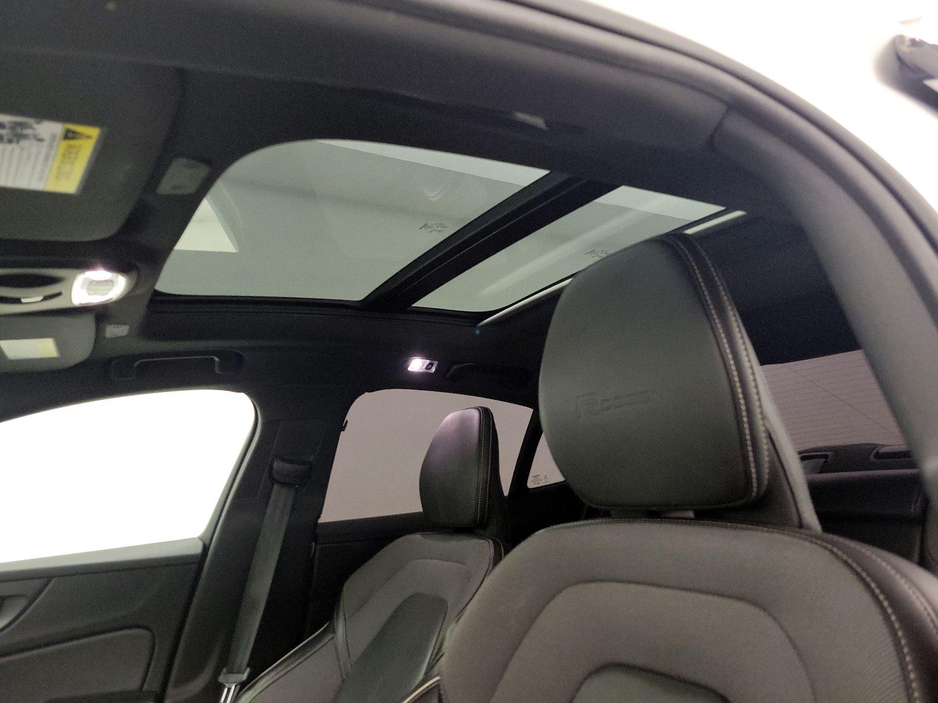 Thumbnail: 2020 Volvo S60 - 19