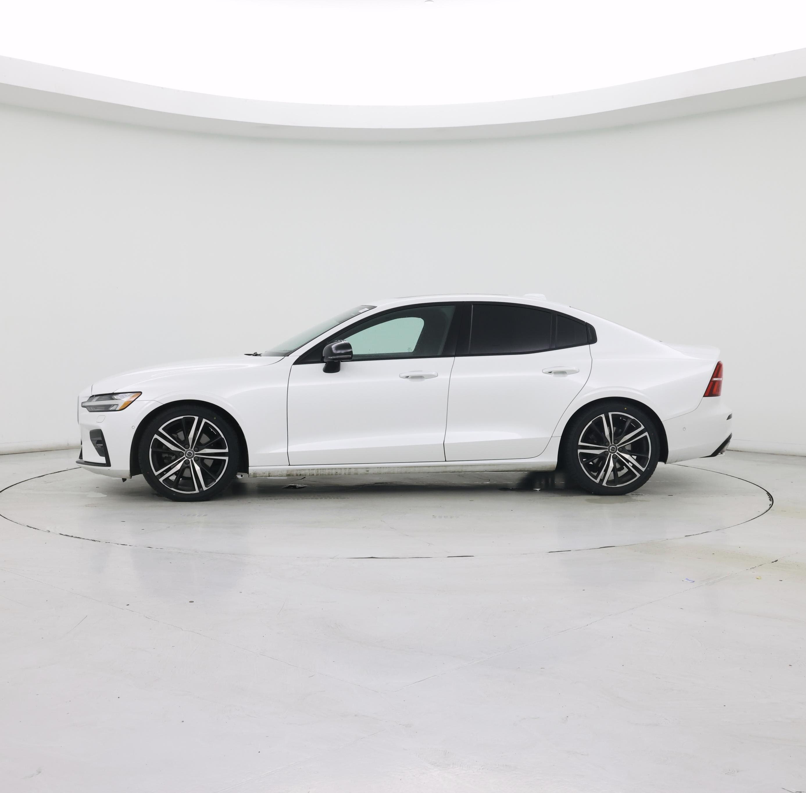 Thumbnail: 2020 Volvo S60 - 3