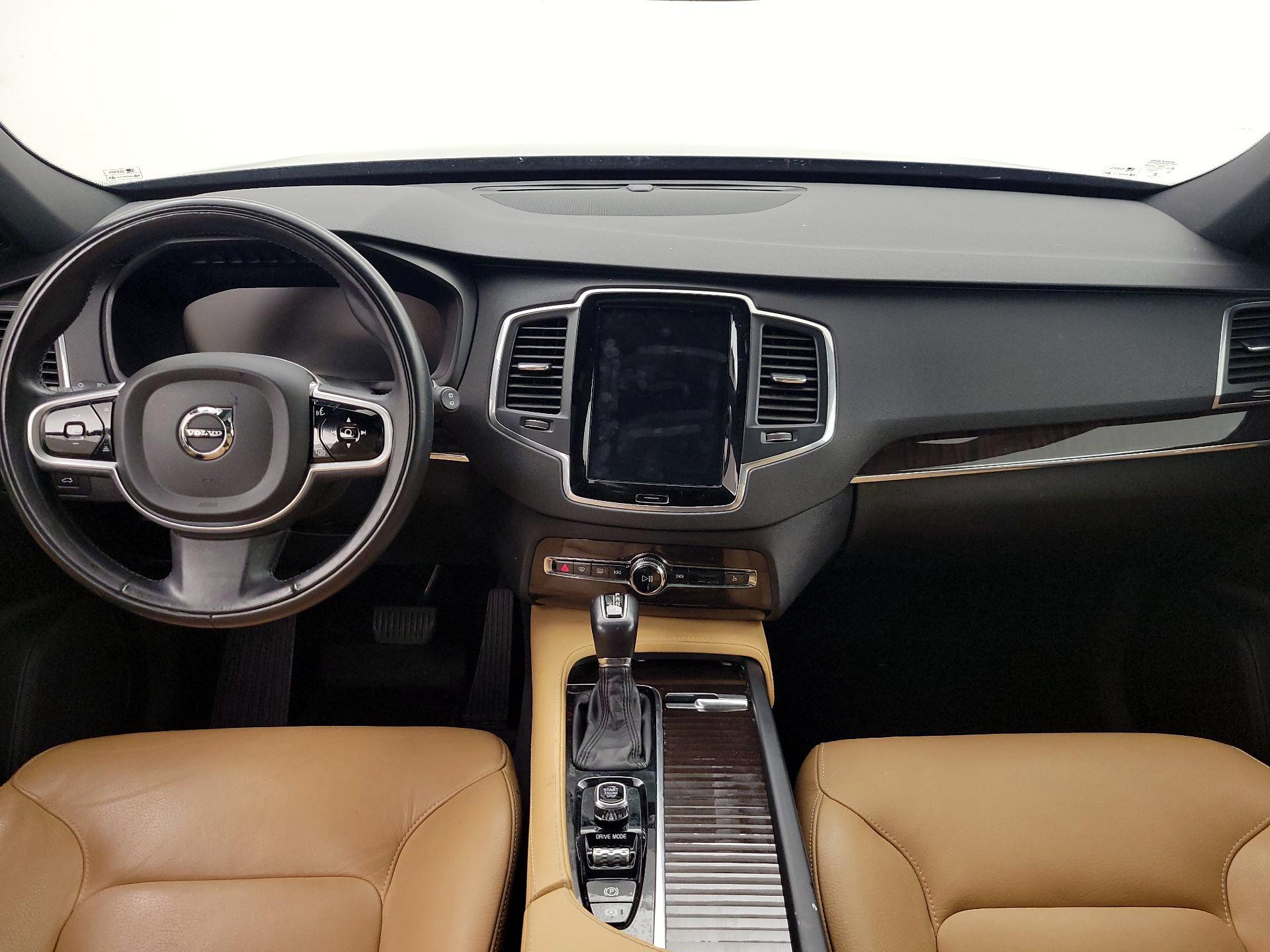 Thumbnail: 2019 Volvo XC90 - 9
