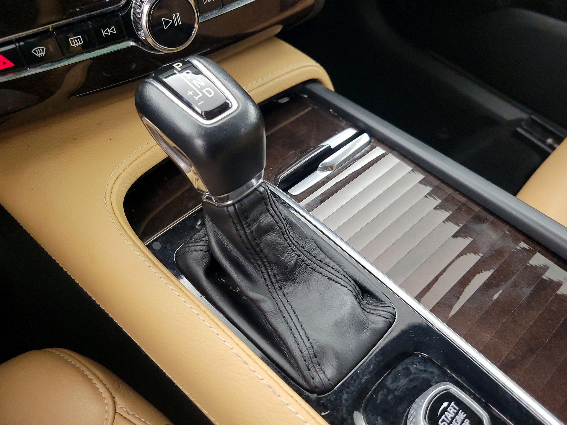 Thumbnail: 2019 Volvo XC90 - 18