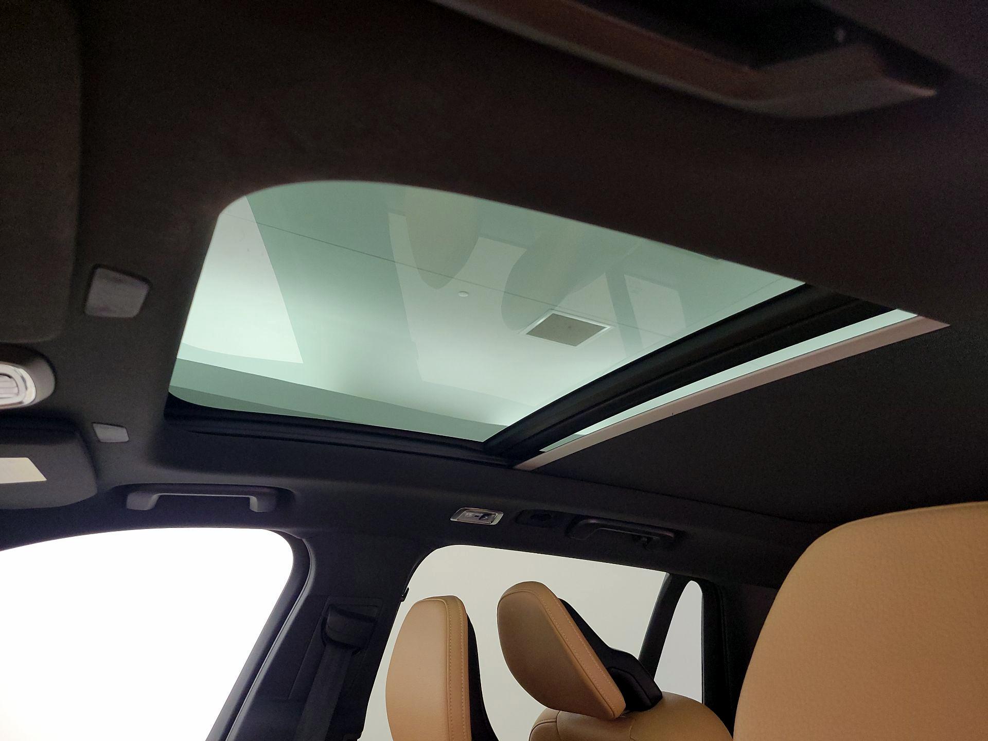 Thumbnail: 2019 Volvo XC90 - 20