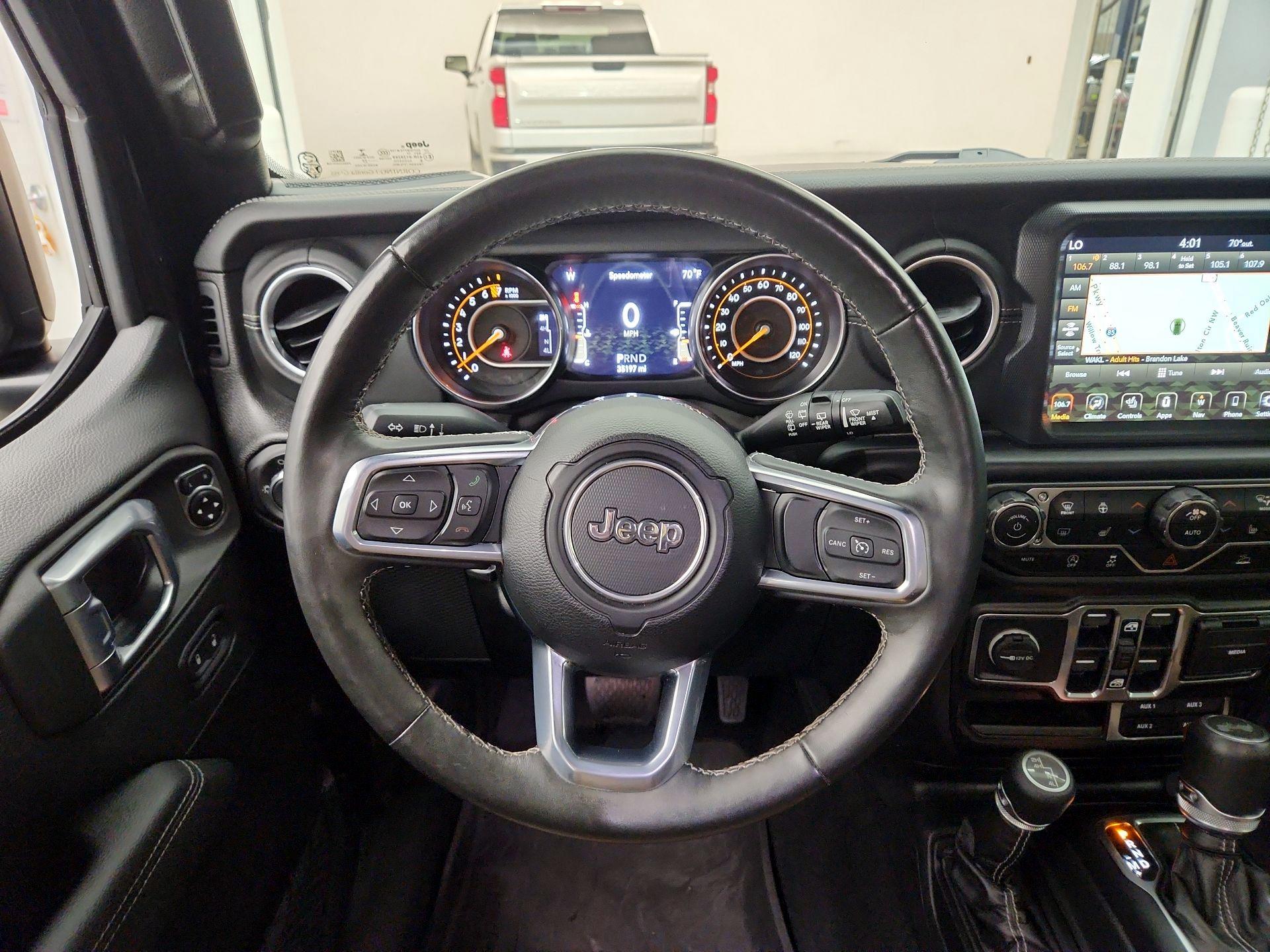 Thumbnail: 2022 Jeep Wrangler - 10