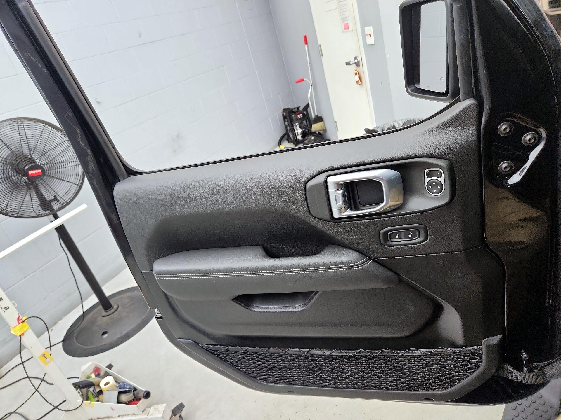 Thumbnail: 2022 Jeep Wrangler - 12