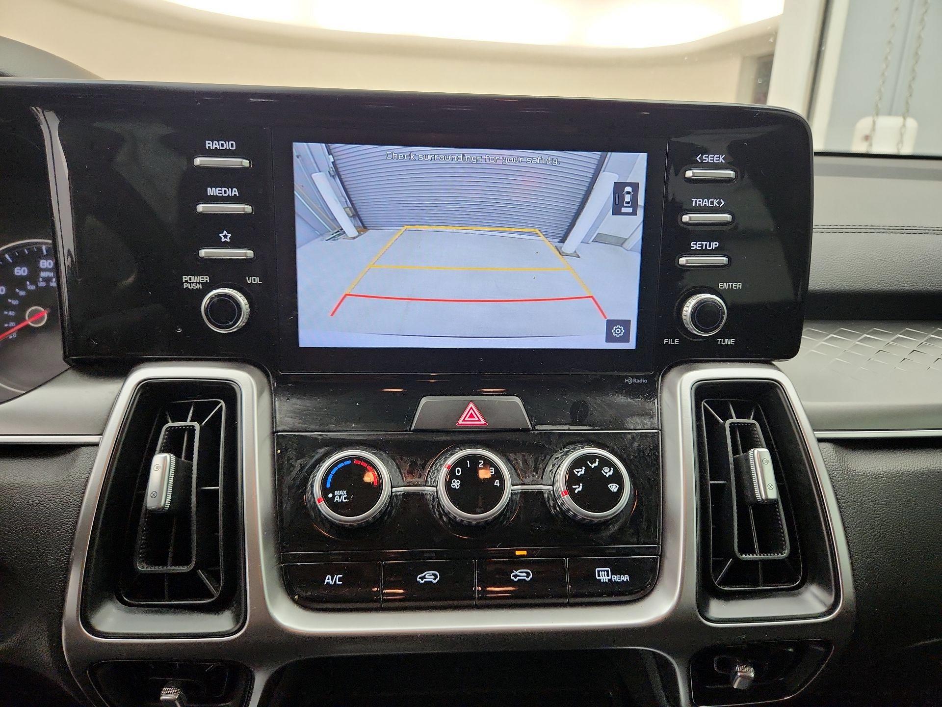 Thumbnail: 2021 Kia Sorento - 14