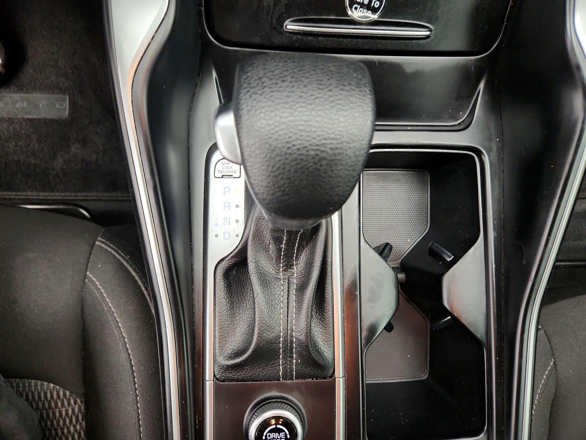 Thumbnail: 2021 Kia Sorento - 17
