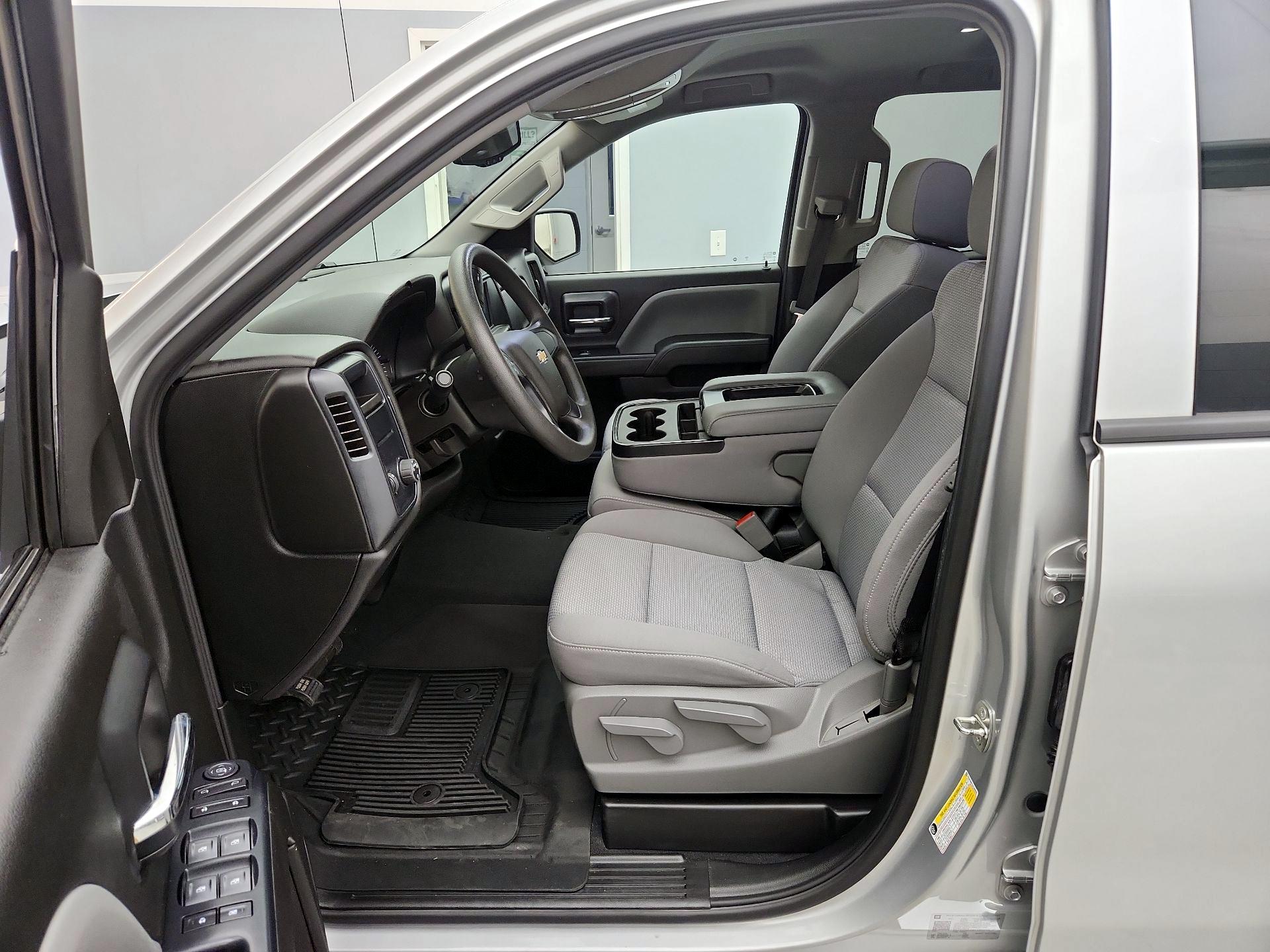 Thumbnail: 2019 Chevrolet Silverado 1500 - 11