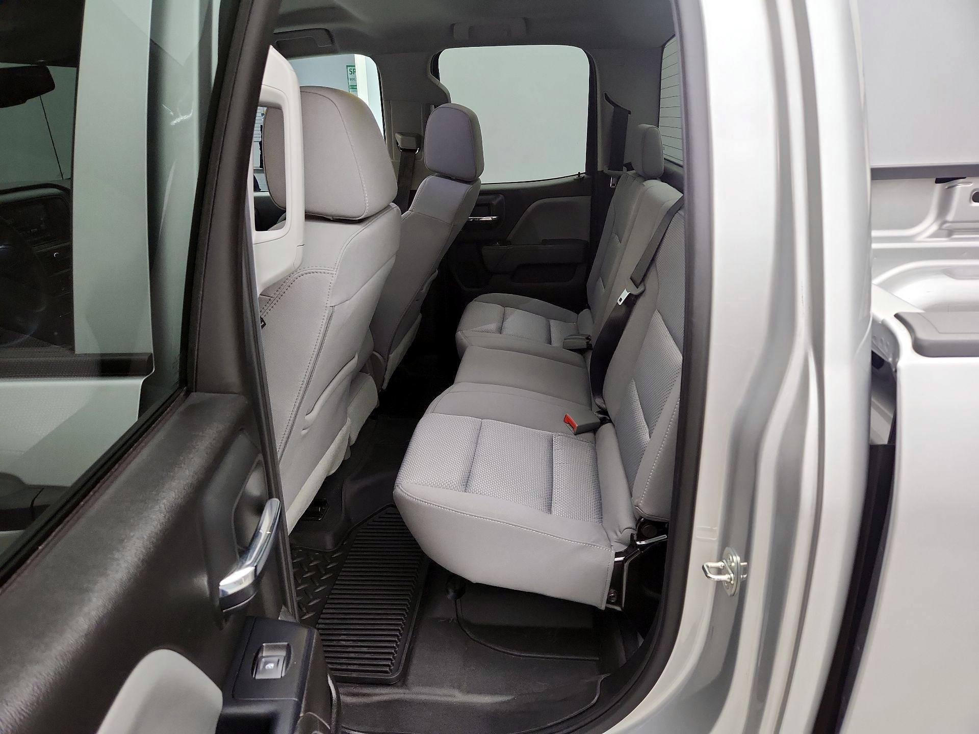 Thumbnail: 2019 Chevrolet Silverado 1500 - 19