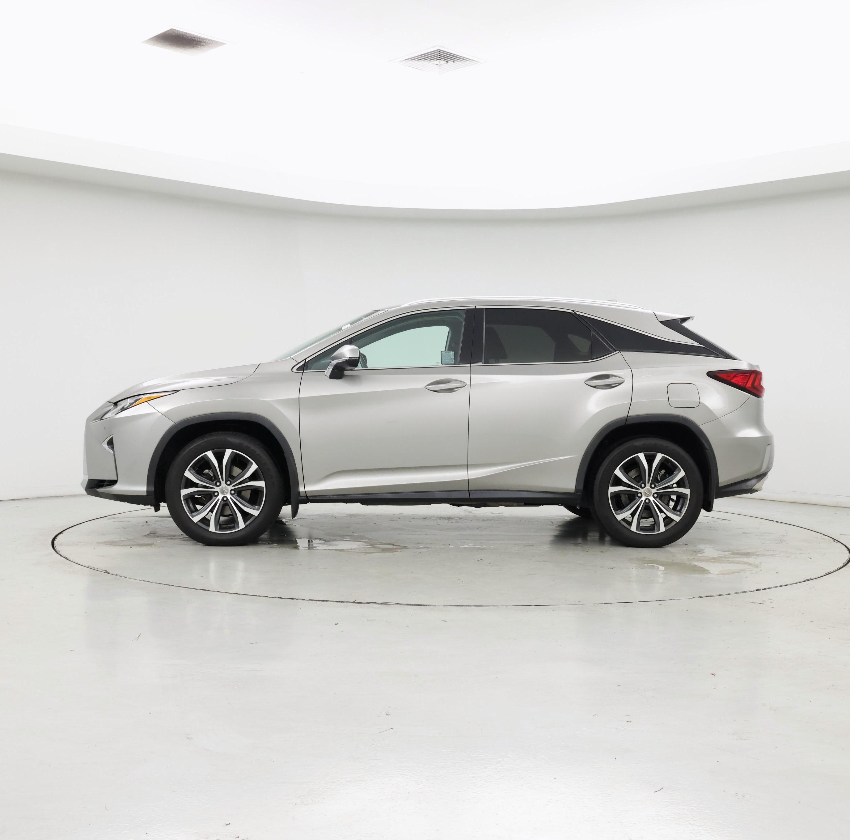 Thumbnail: 2017 Lexus RX - 3