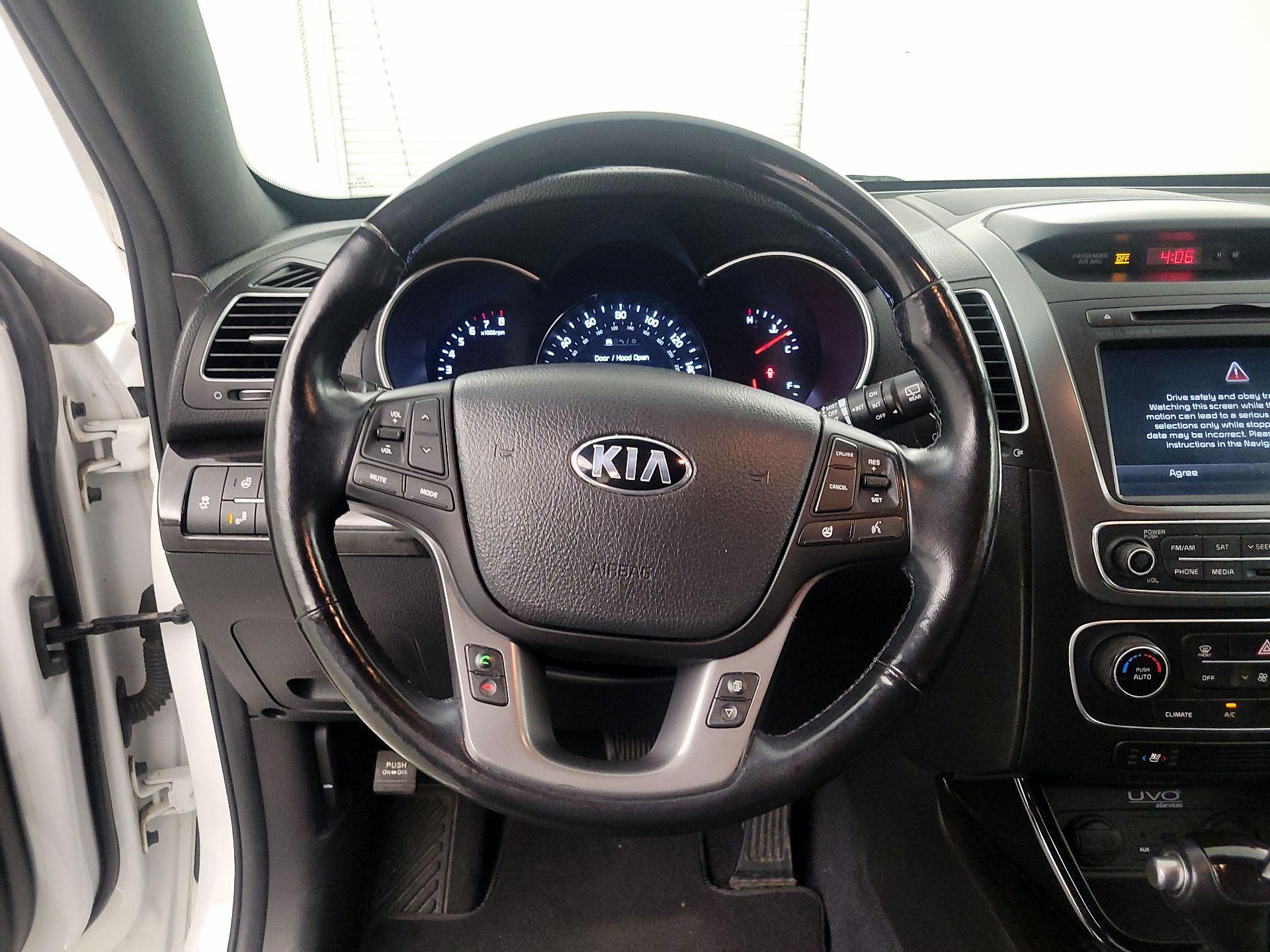 Thumbnail: 2014 Kia Sorento - 10