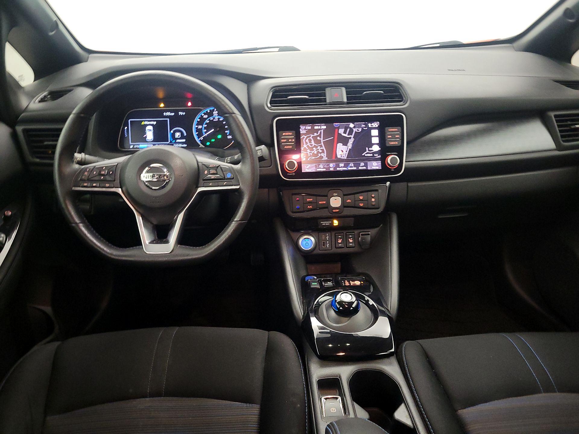 Thumbnail: 2022 Nissan Leaf - 9