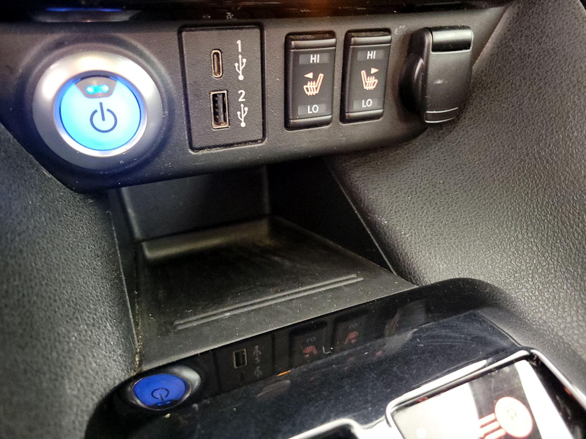 Thumbnail: 2022 Nissan Leaf - 19