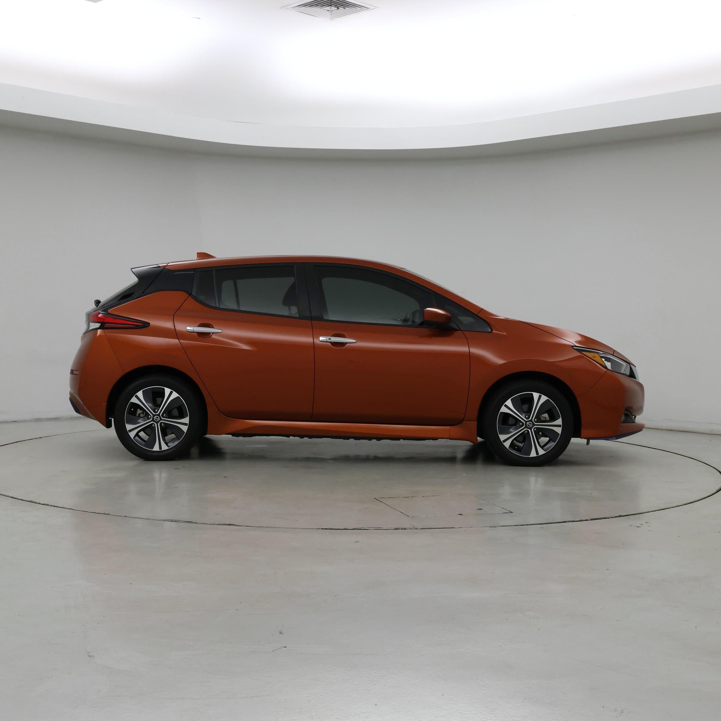 Thumbnail: 2022 Nissan Leaf - 7