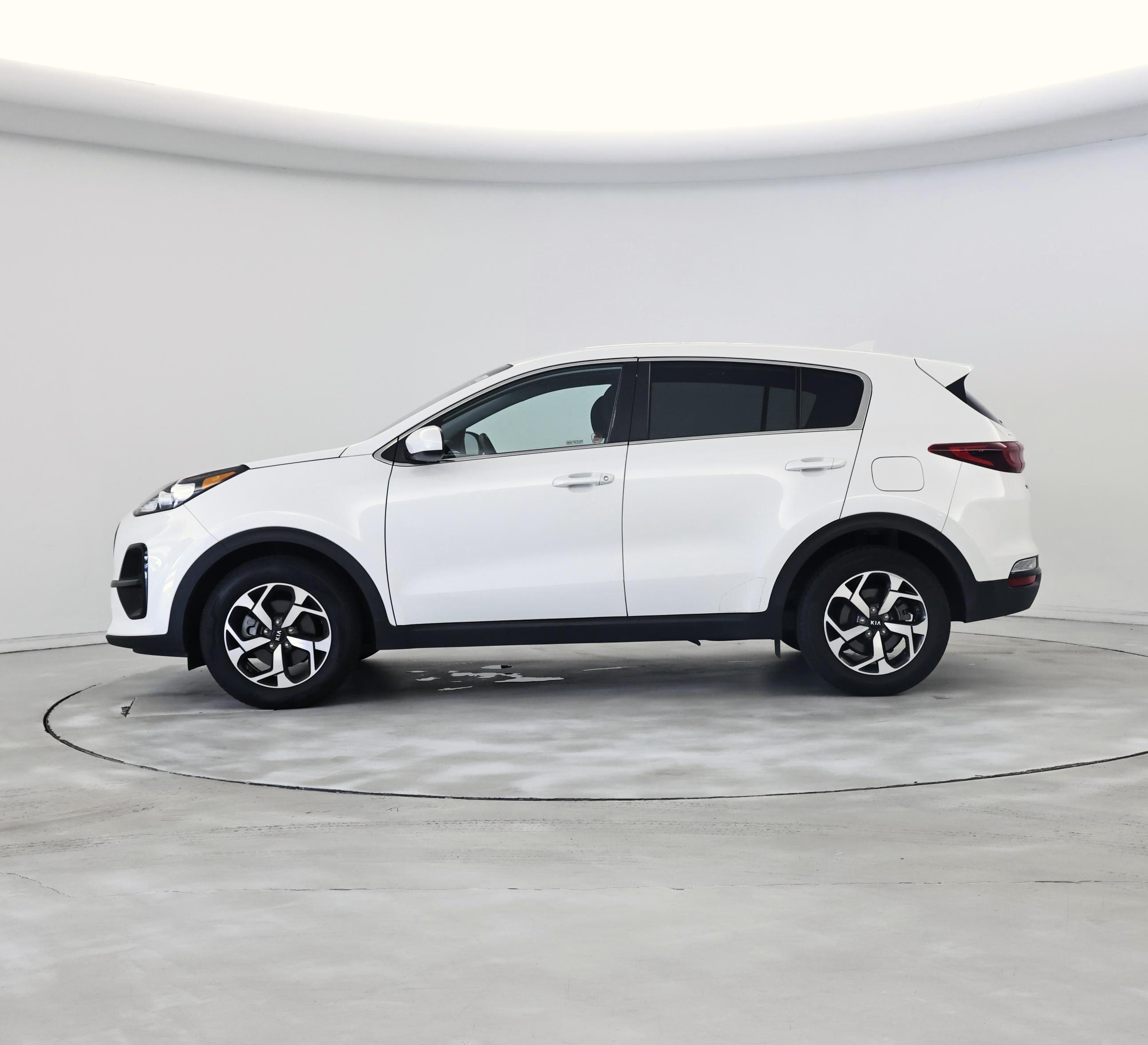 Thumbnail: 2021 Kia Sportage - 3