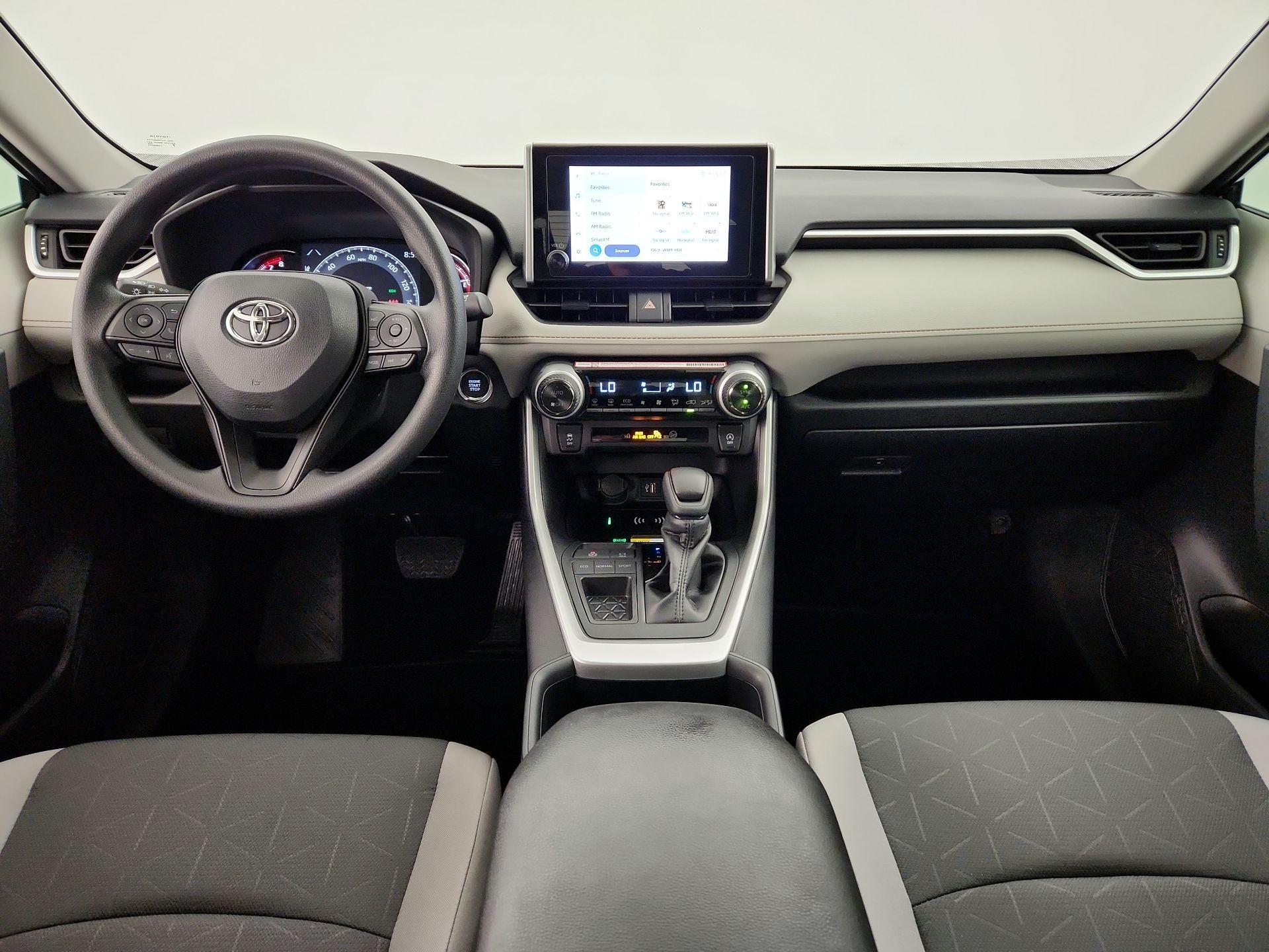 Thumbnail: 2025 Toyota RAV4 - 9