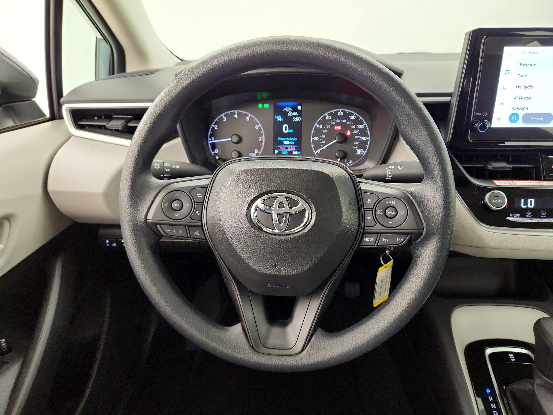 Thumbnail: 2025 Toyota Corolla - 10