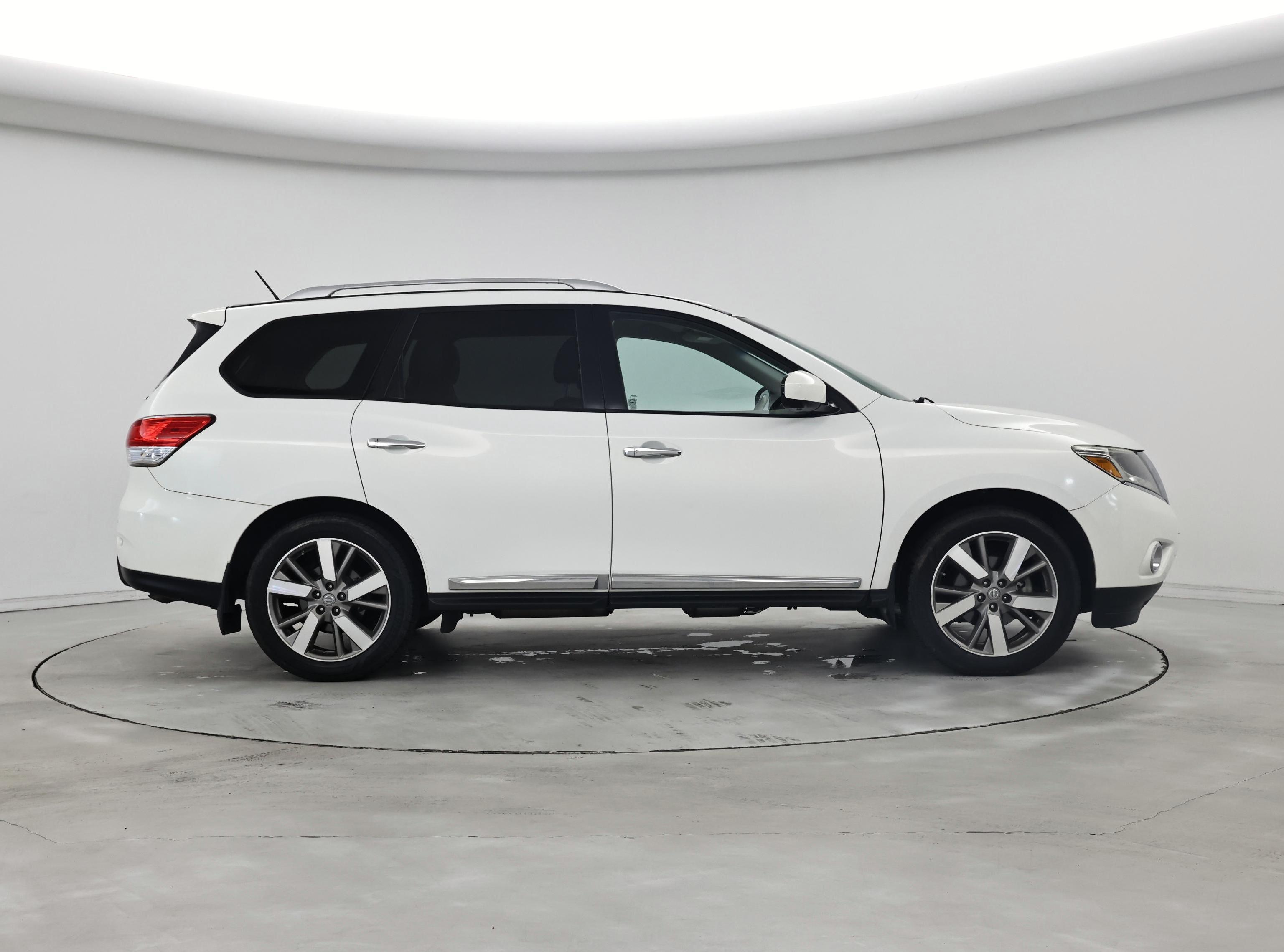 Thumbnail: 2014 Nissan Pathfinder - 7