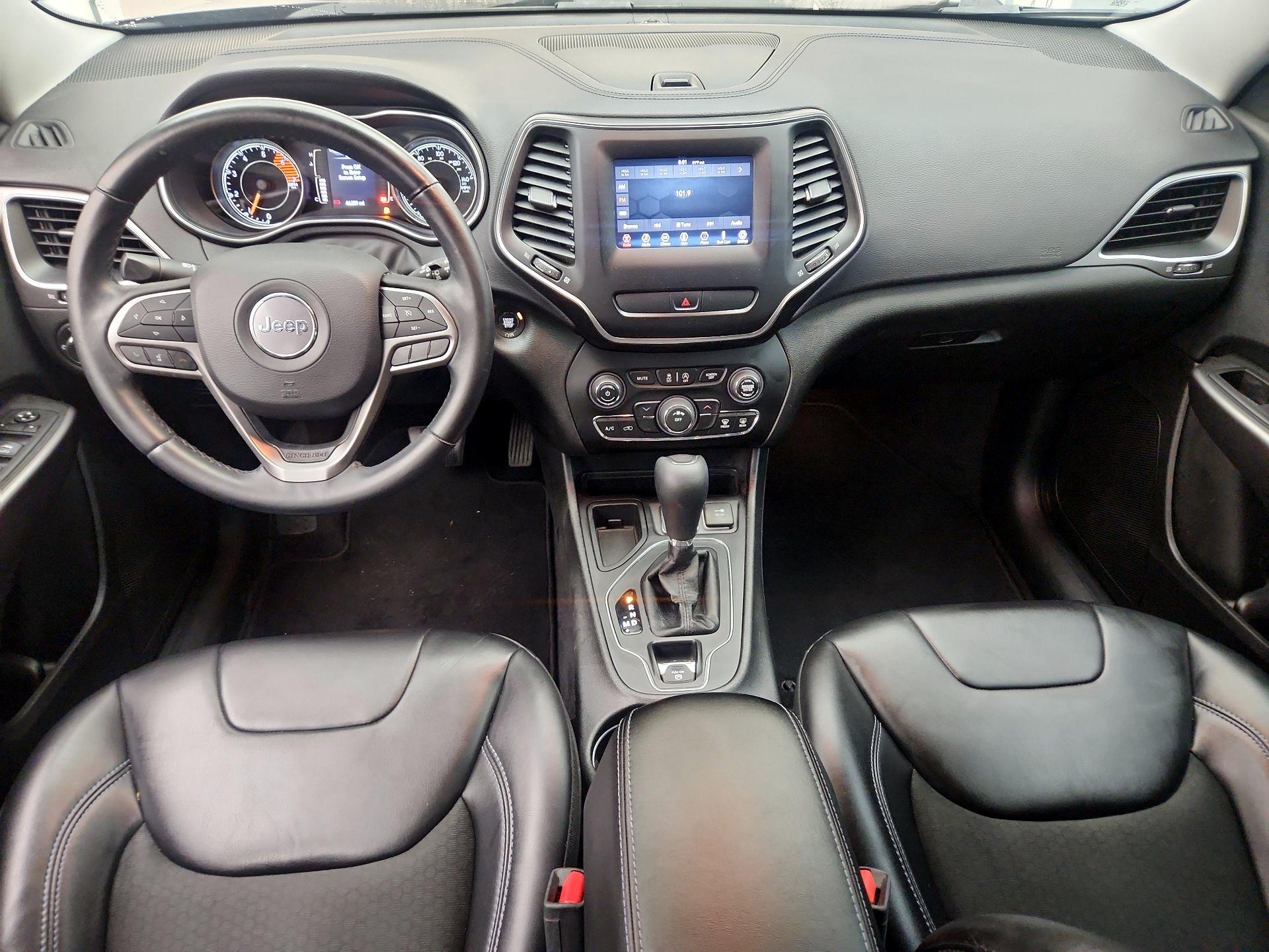Thumbnail: 2019 Jeep Cherokee - 9