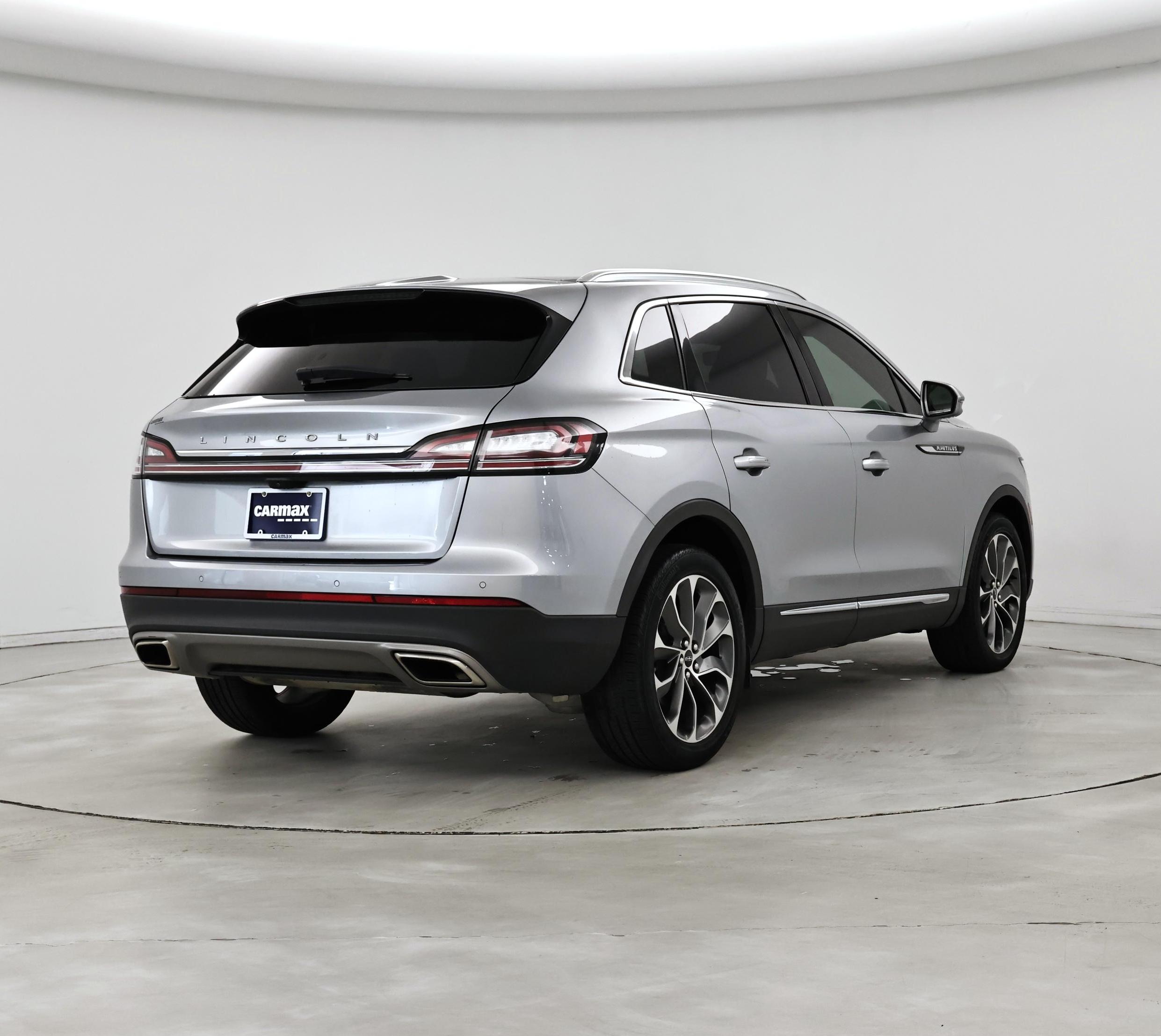 Thumbnail: 2021 Lincoln Nautilus - 8
