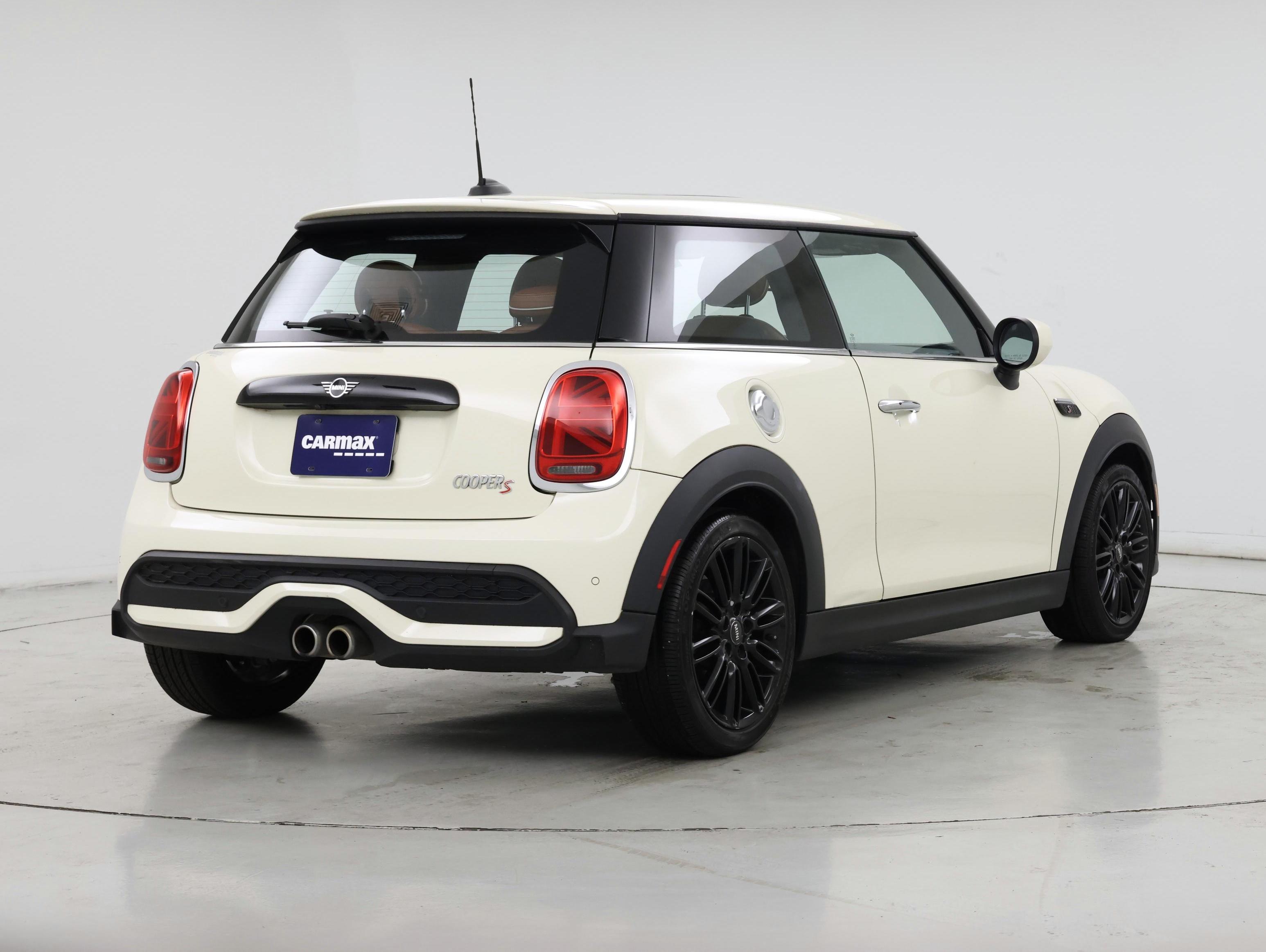 Thumbnail: 2022 MINI Cooper Hardtop - 8