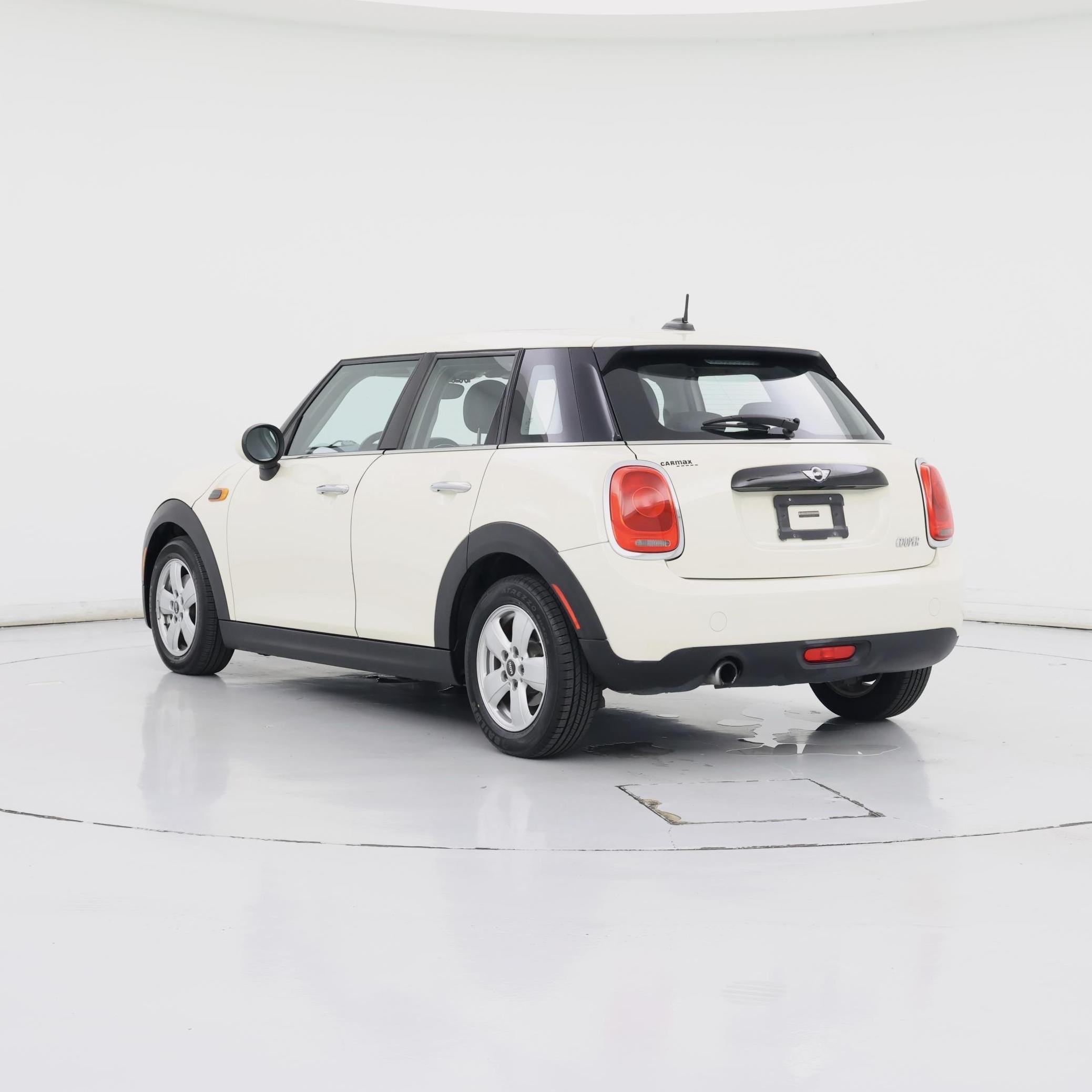 Thumbnail: 2017 MINI Cooper Hardtop - 2