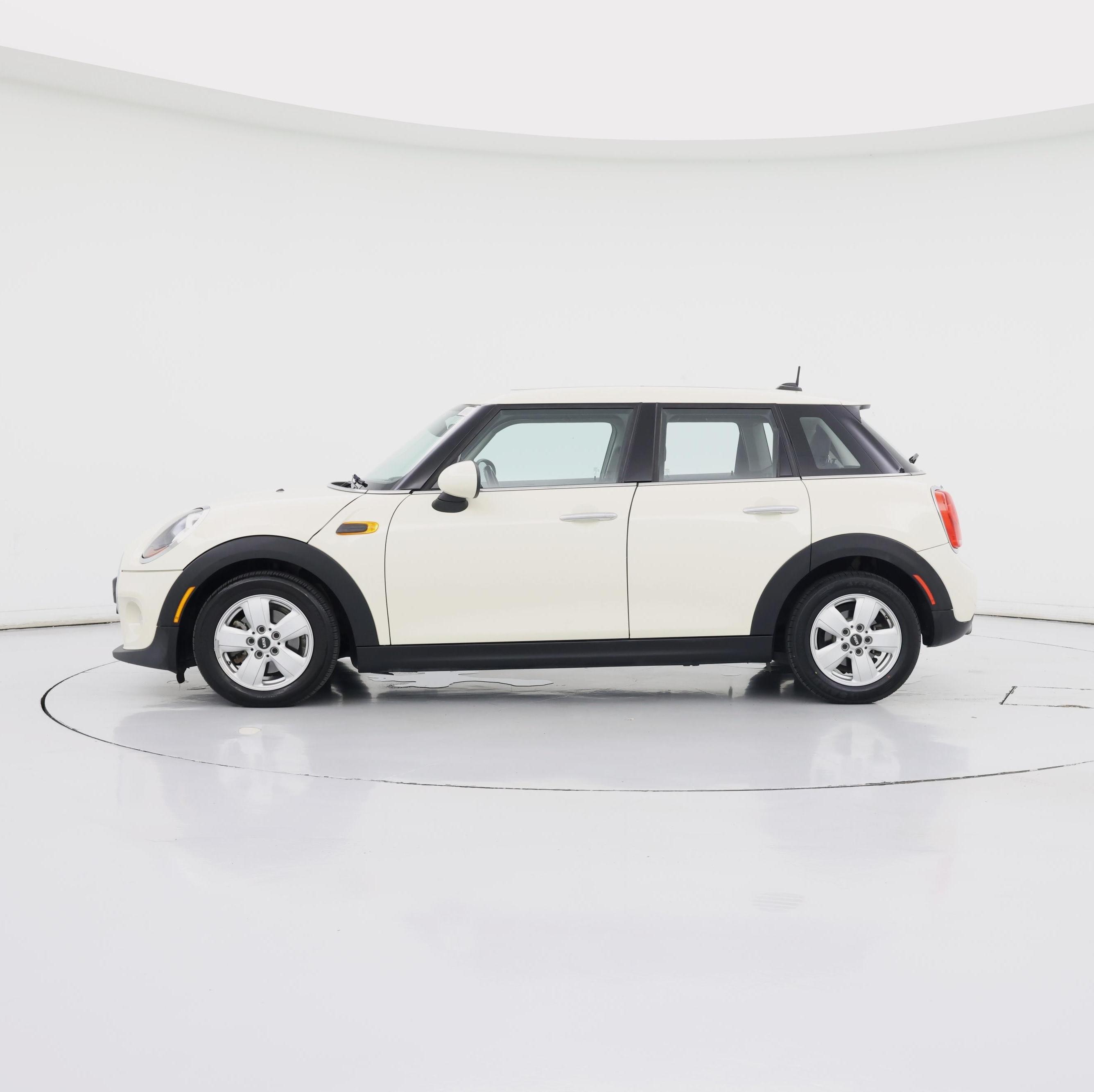 Thumbnail: 2017 MINI Cooper Hardtop - 3