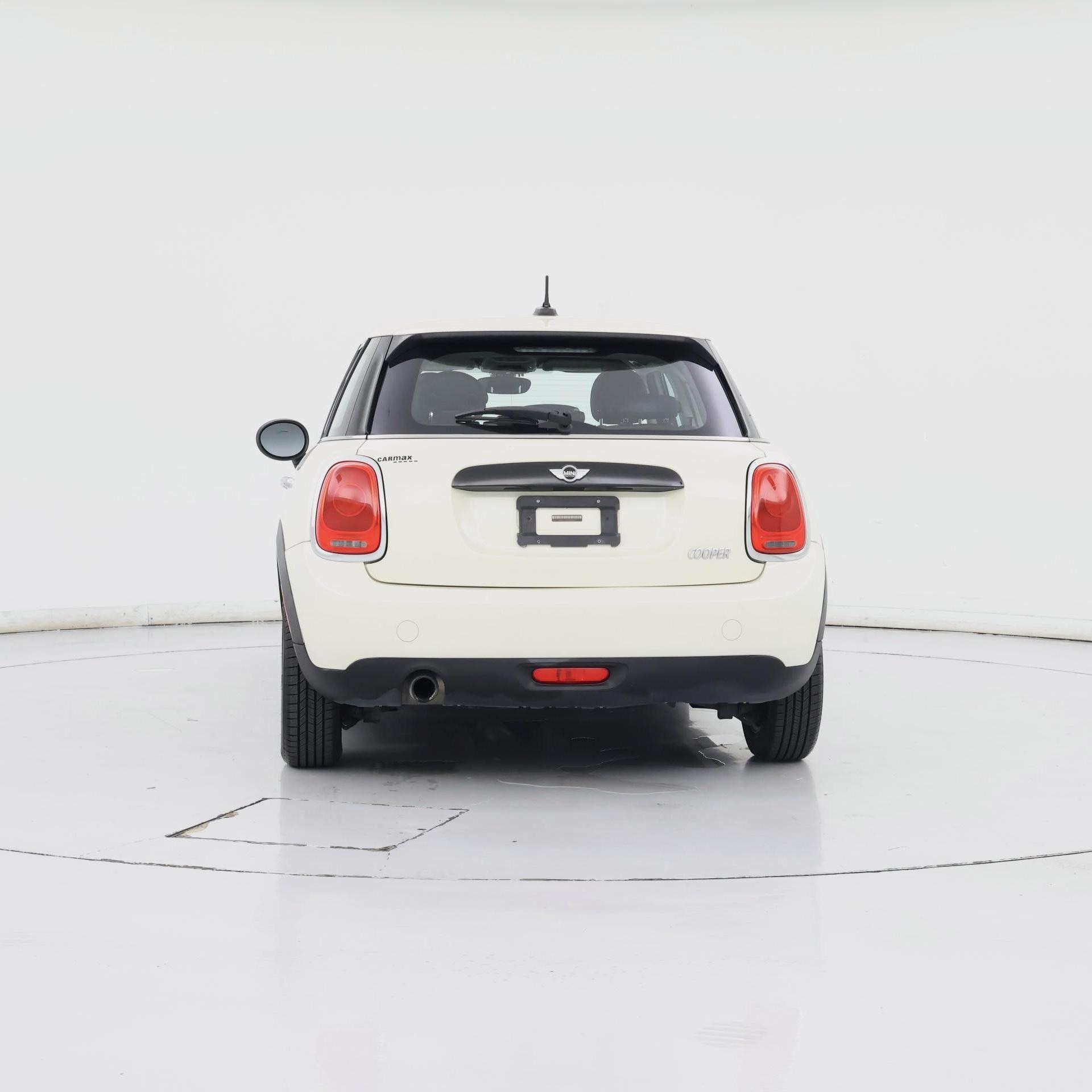 Thumbnail: 2017 MINI Cooper Hardtop - 6