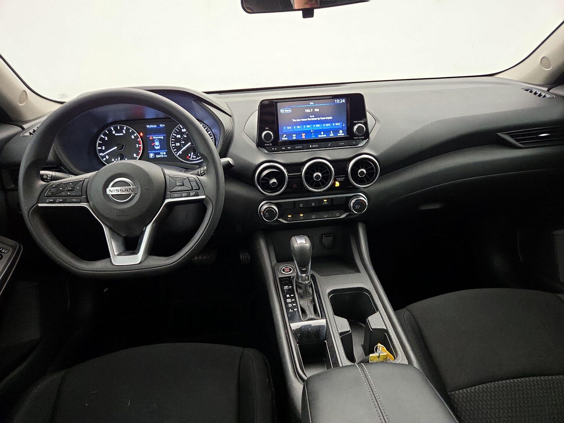 Thumbnail: 2022 Nissan Sentra - 9