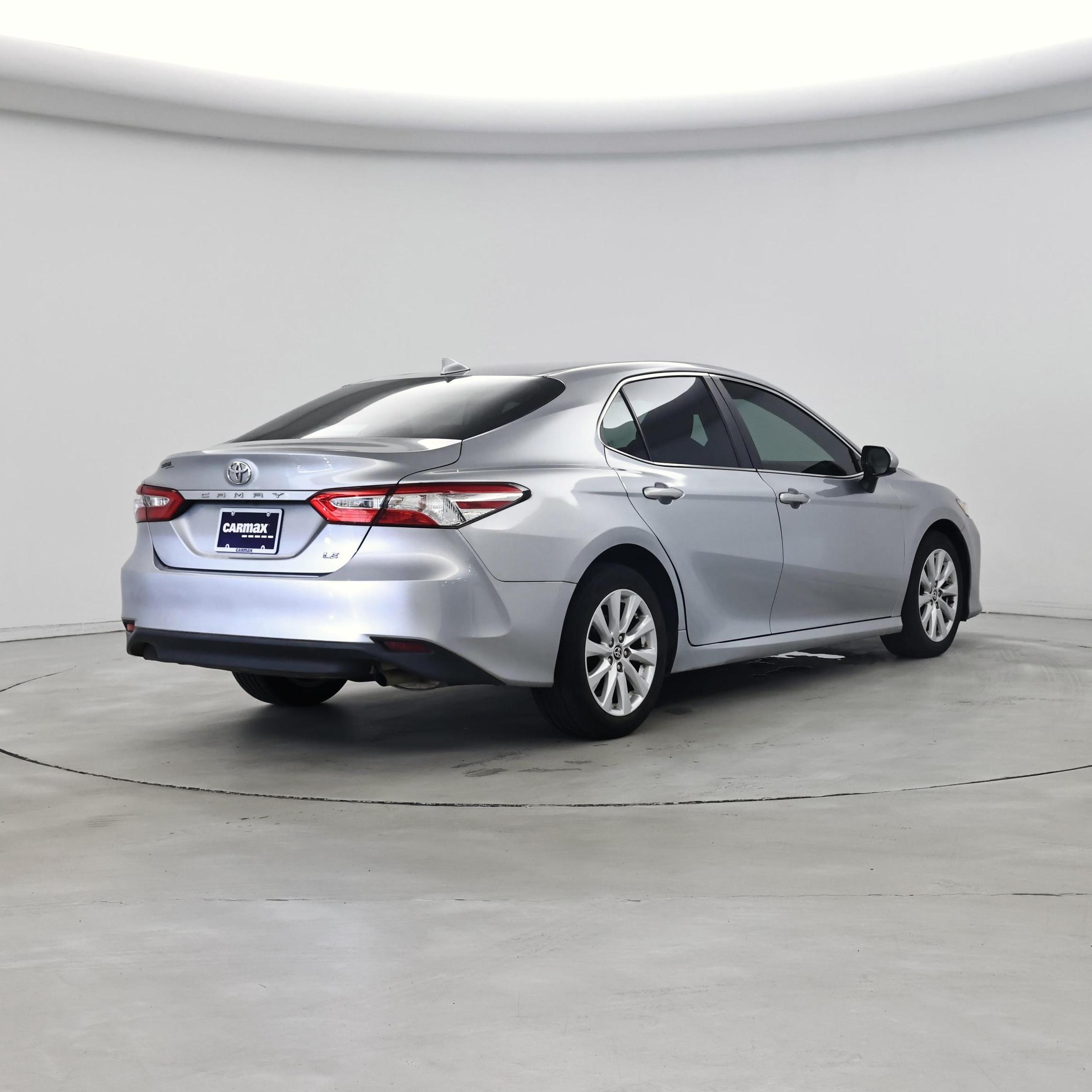 Thumbnail: 2020 Toyota Camry - 8
