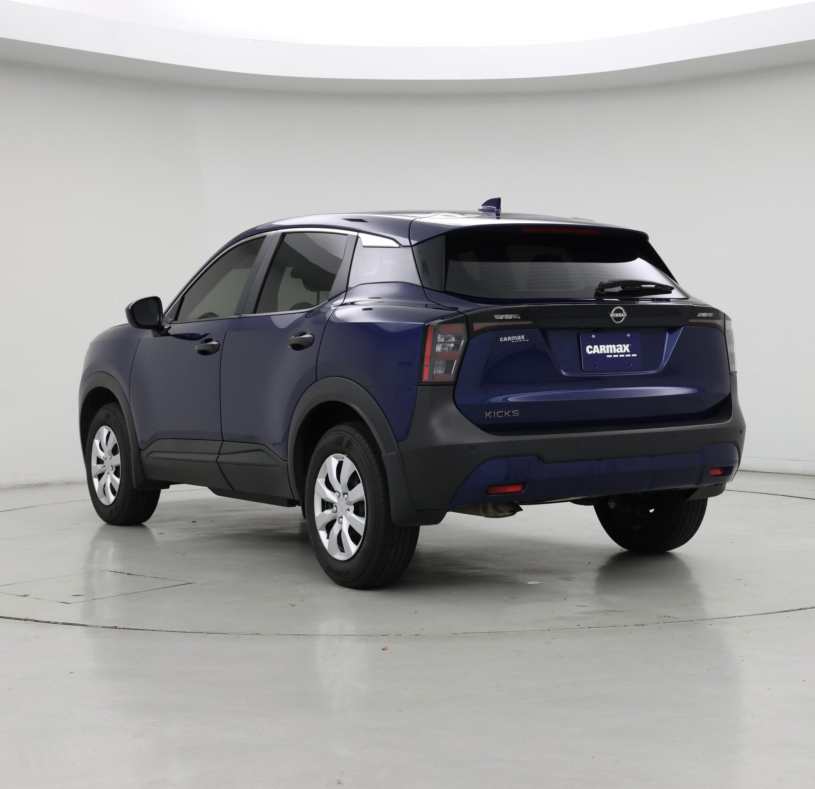 Thumbnail: 2025 Nissan Kicks - 2