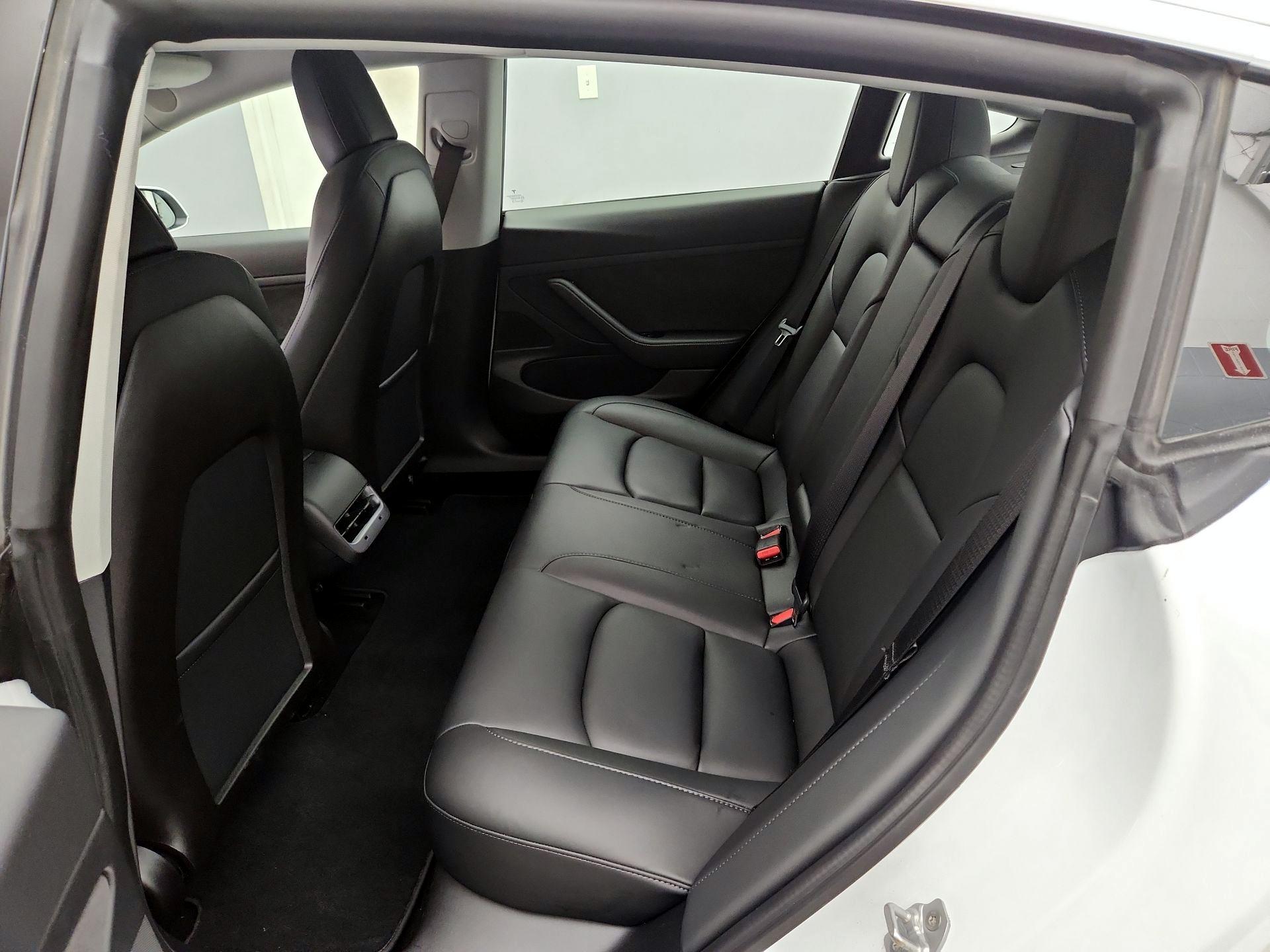 Thumbnail: 2020 Tesla Model 3 - 19