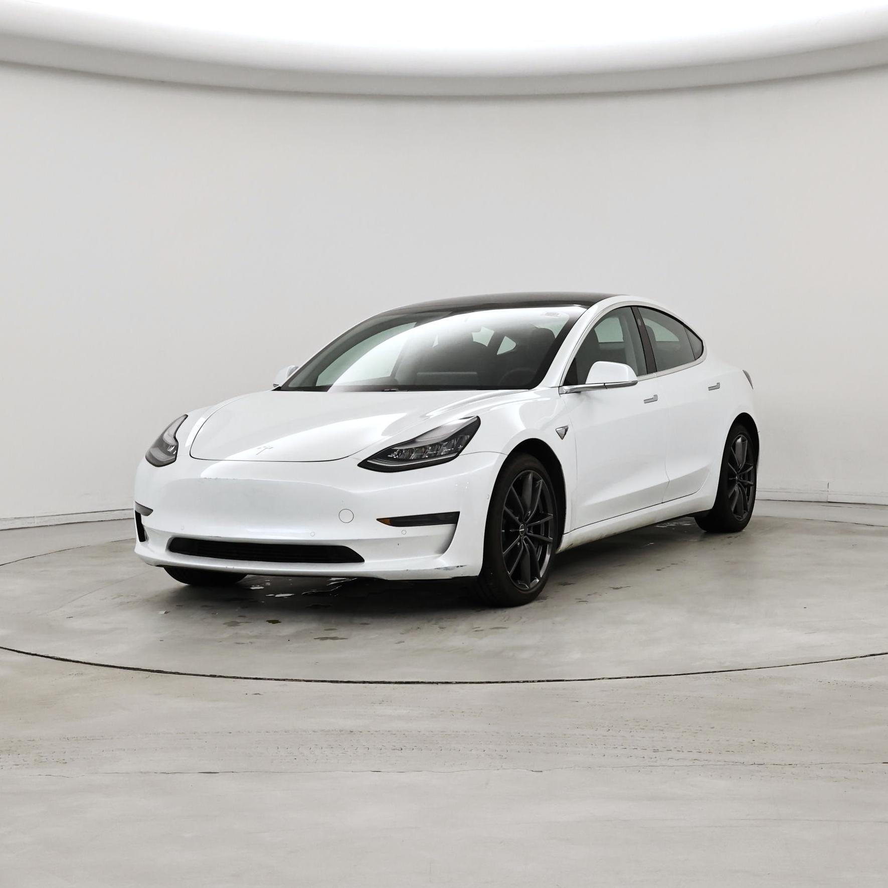 Thumbnail: 2020 Tesla Model 3 - 4