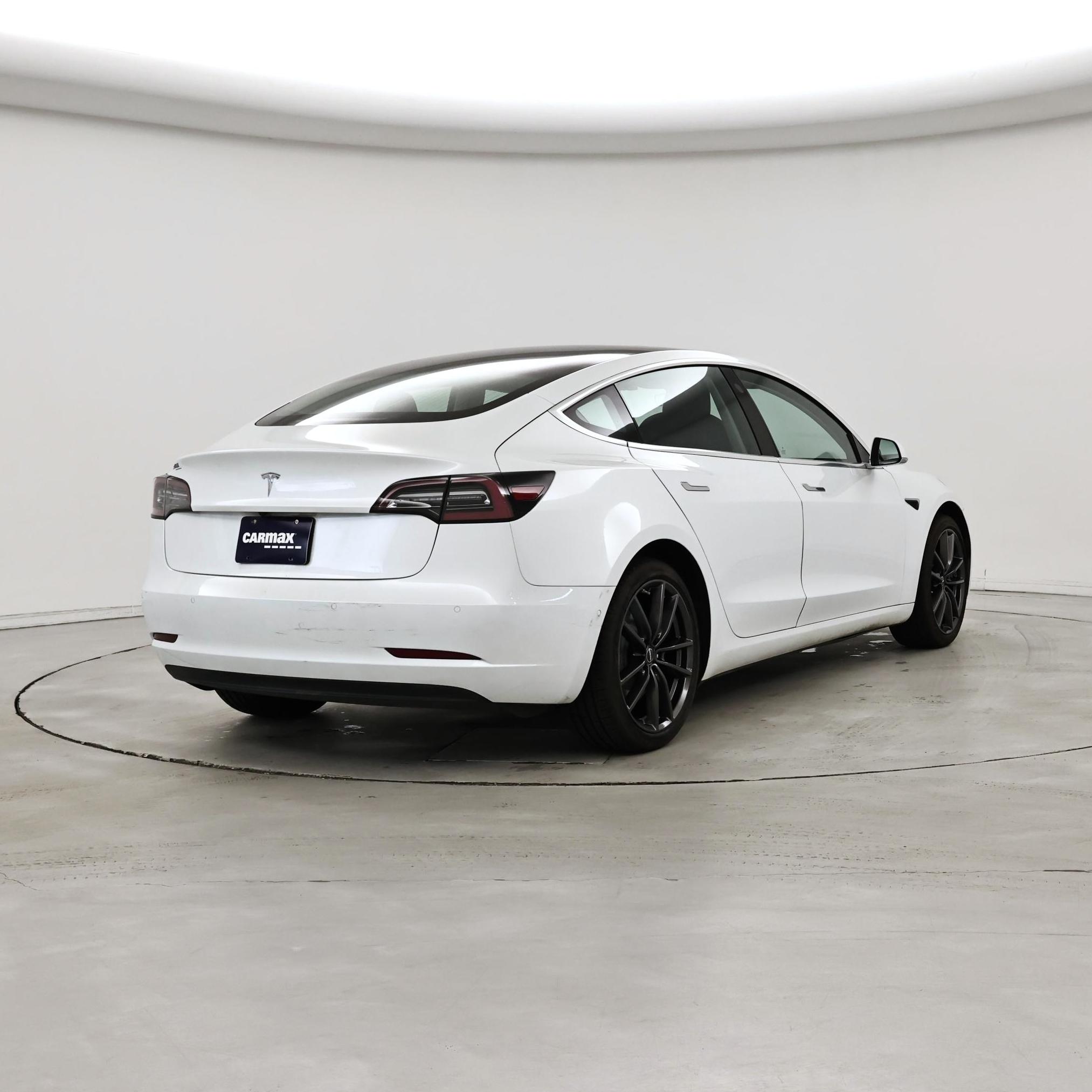 Thumbnail: 2020 Tesla Model 3 - 8